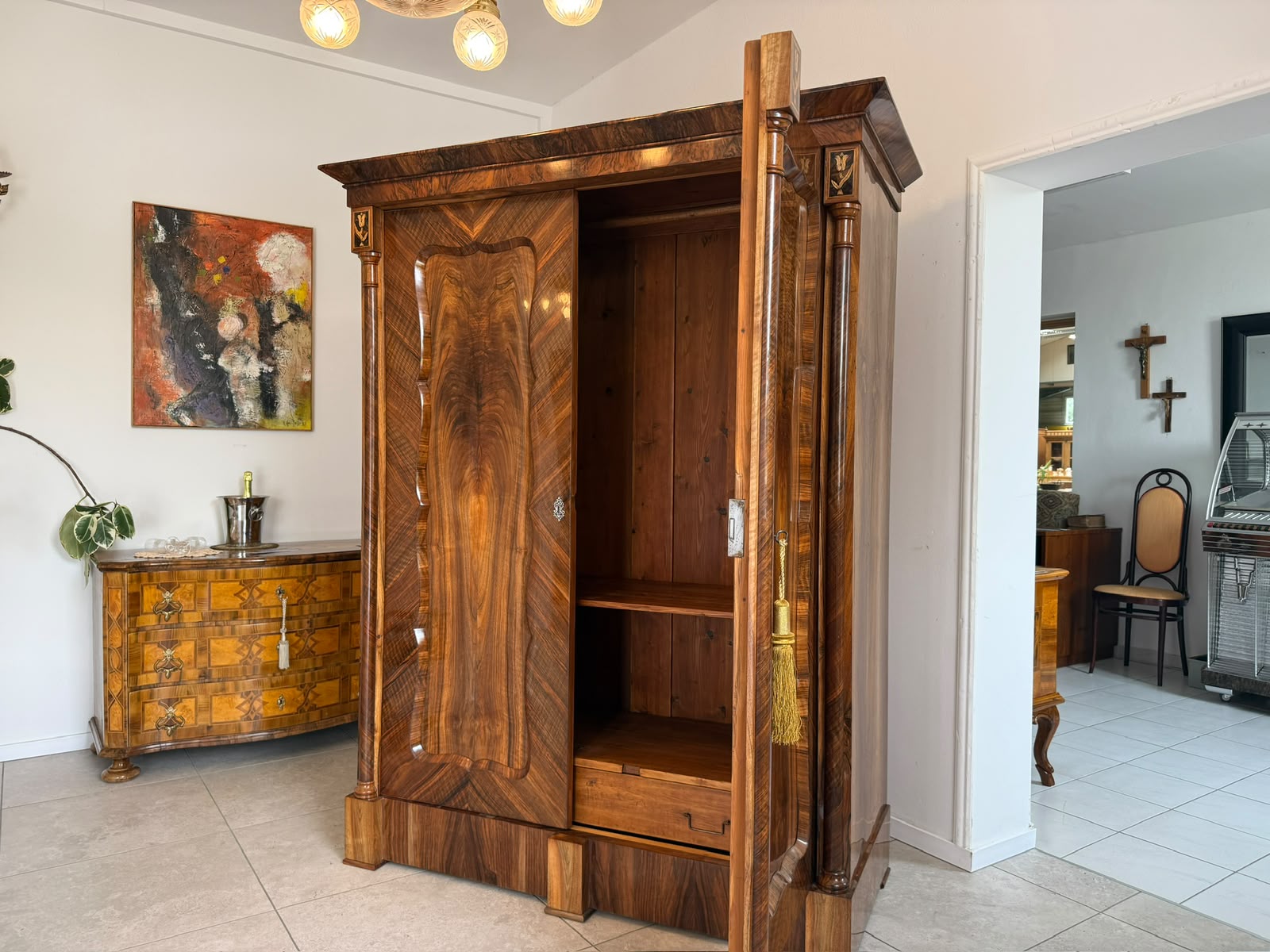  Empire Säulen Hallenschrank Restauriert Antik Antiquität Restauriert D2683