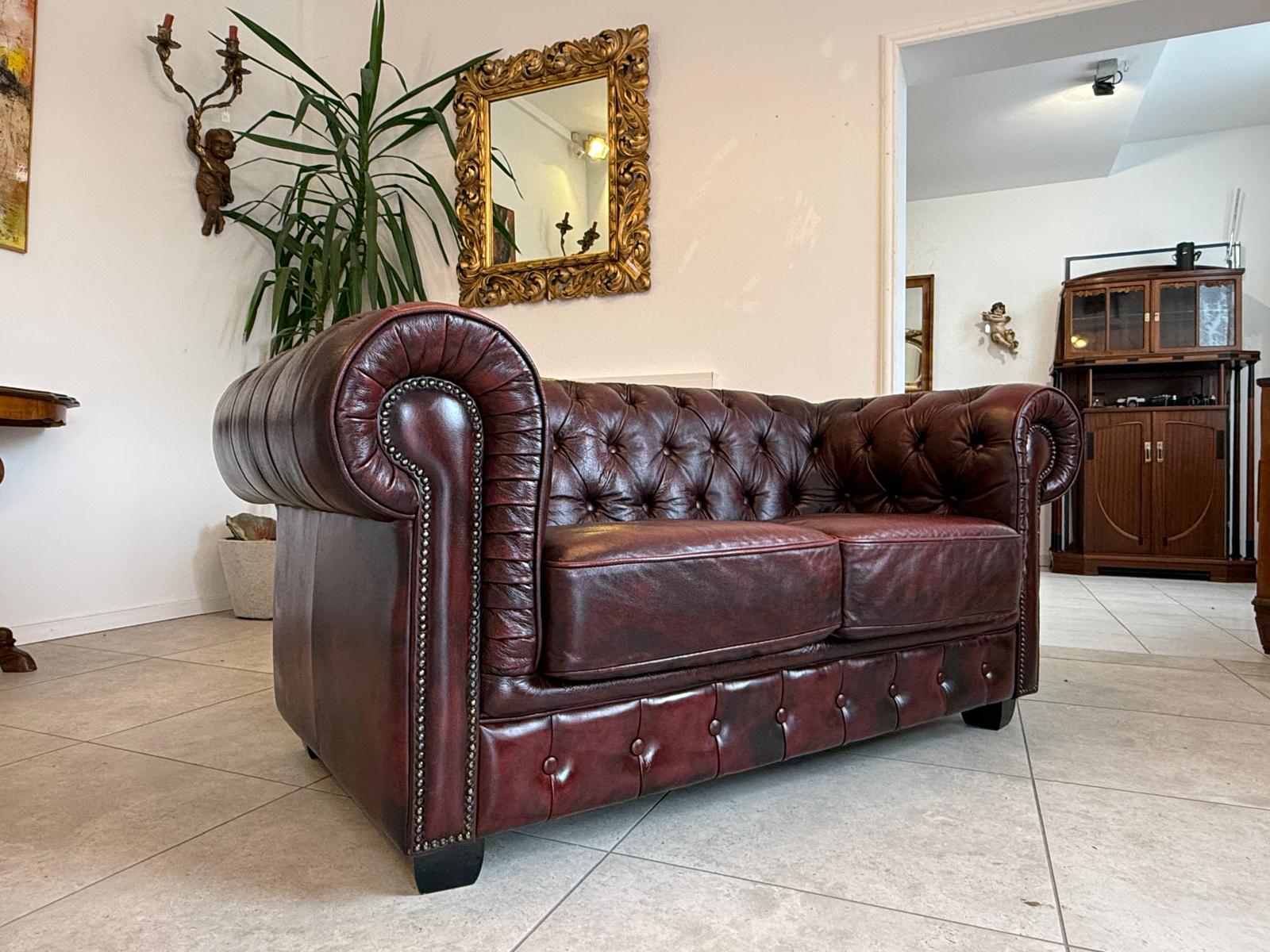 Chesterfield 2er Clubsofa Diwan Couch Oxblood Kultmöbel G1725