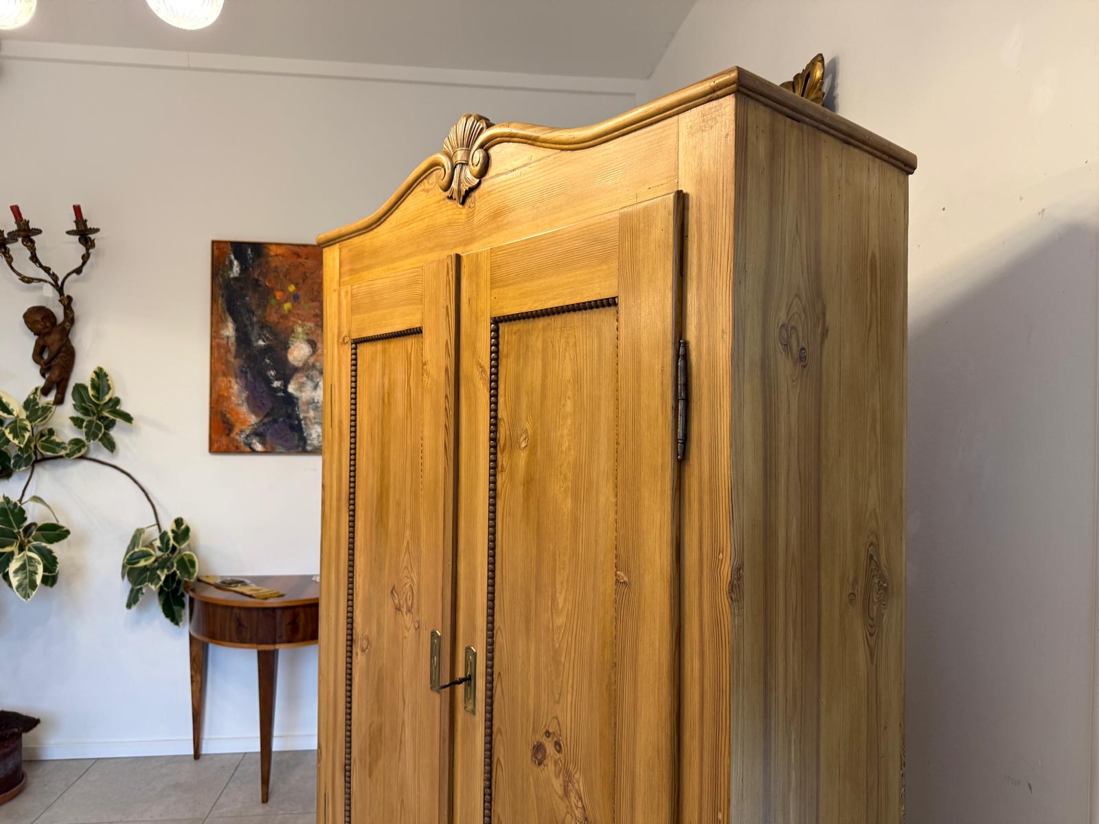 Originaler Restaurierter Bauernschrank Biedermeierschrank Hallenschrank G2257-1