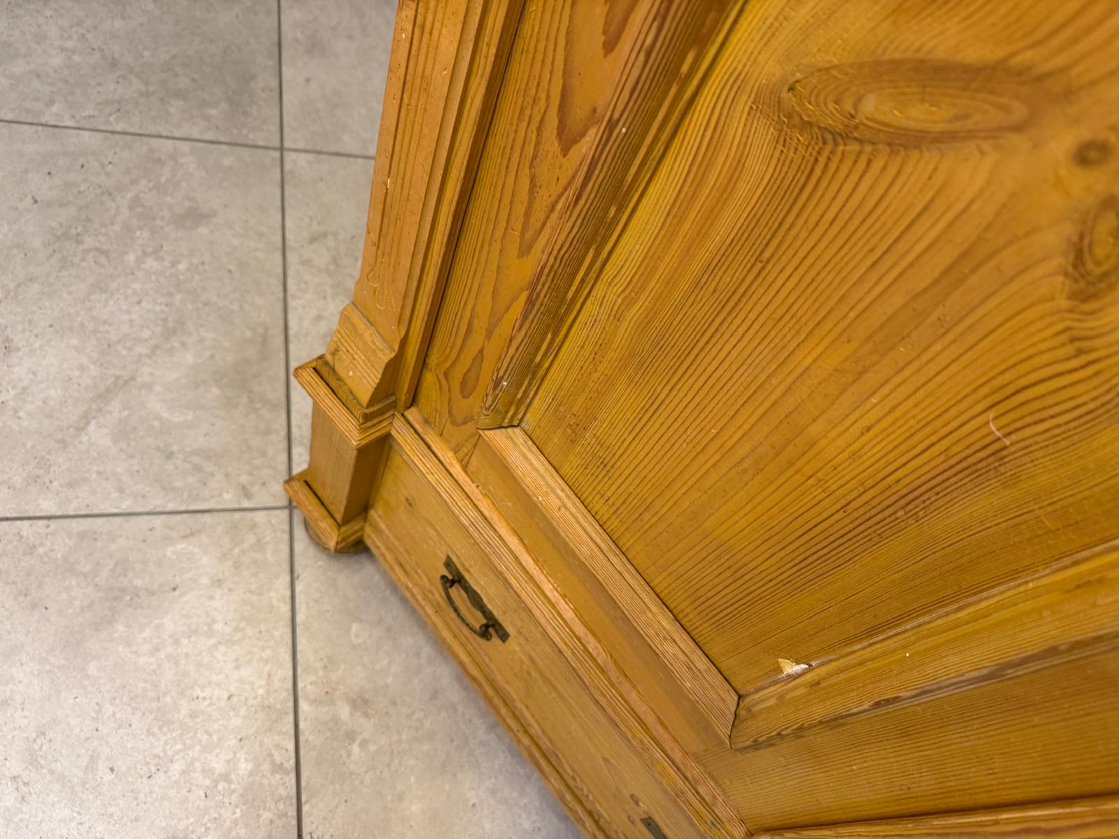 Gründerzeit Bauernschrank Bauernkasten Garderobenschrank Weichholz G2400