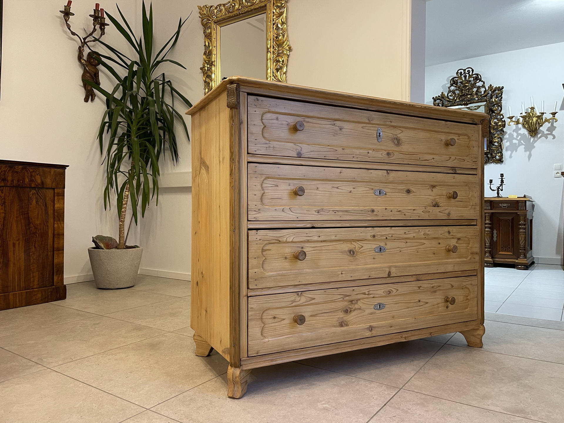 Bauernschrank-Bauernstube_27lr8lvkhVSW6Ro restaurierte Biedermeier Kommode Ladenkommode B1074