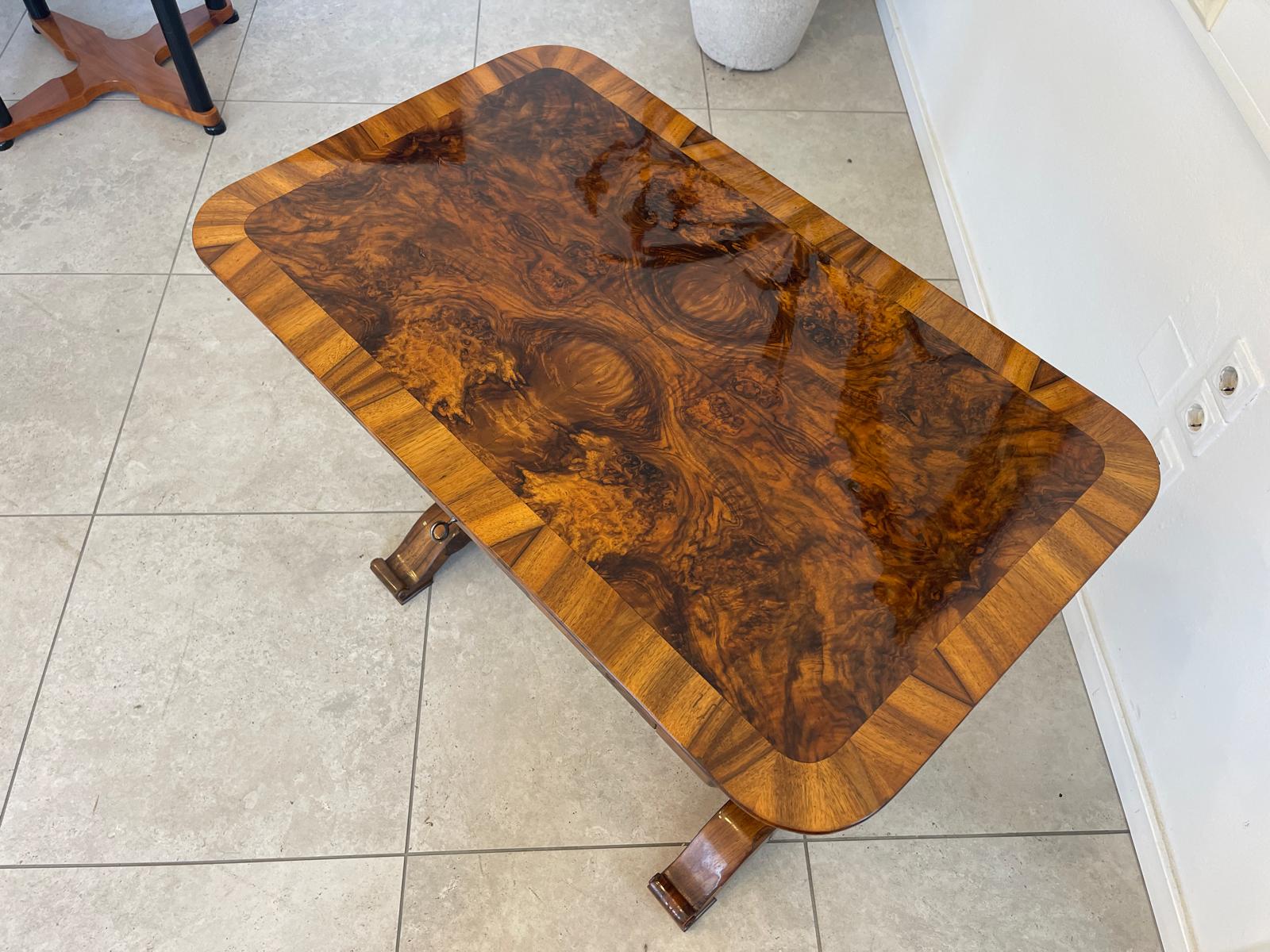 SALE Restaurierter Biedermeier Tisch Beistelltisch Dannhauser Tisch G1370