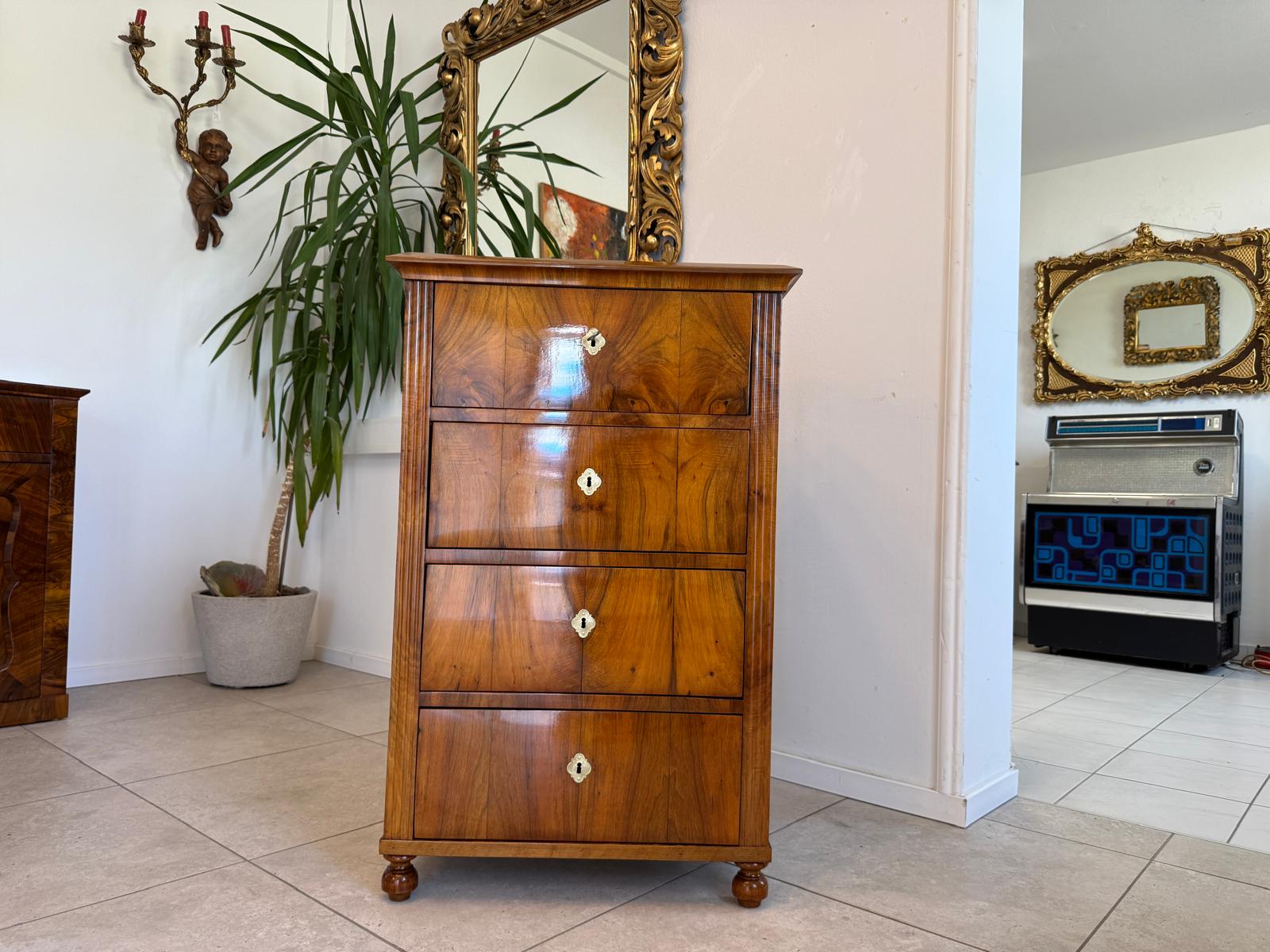 Biedermeier Wochenkommode Nussholz Restauriert D2473