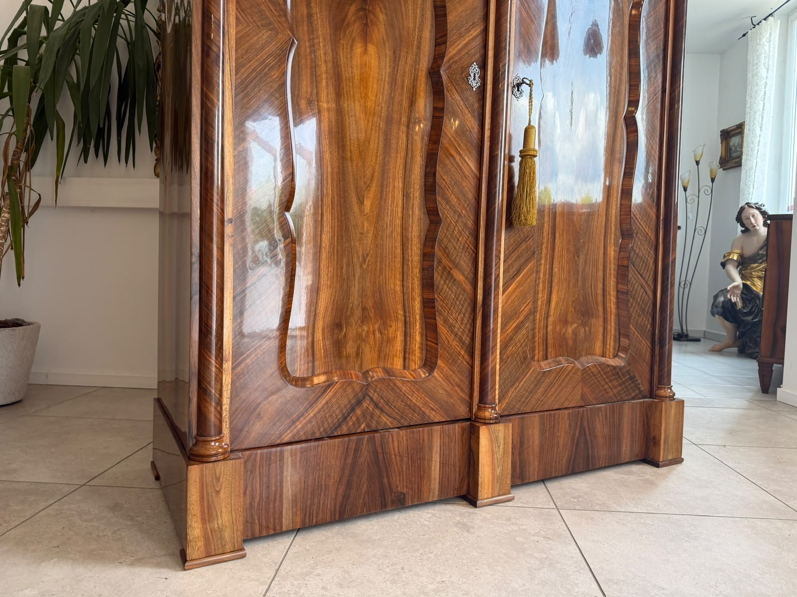  Empire Säulen Hallenschrank Restauriert Antik Antiquität Restauriert D2683