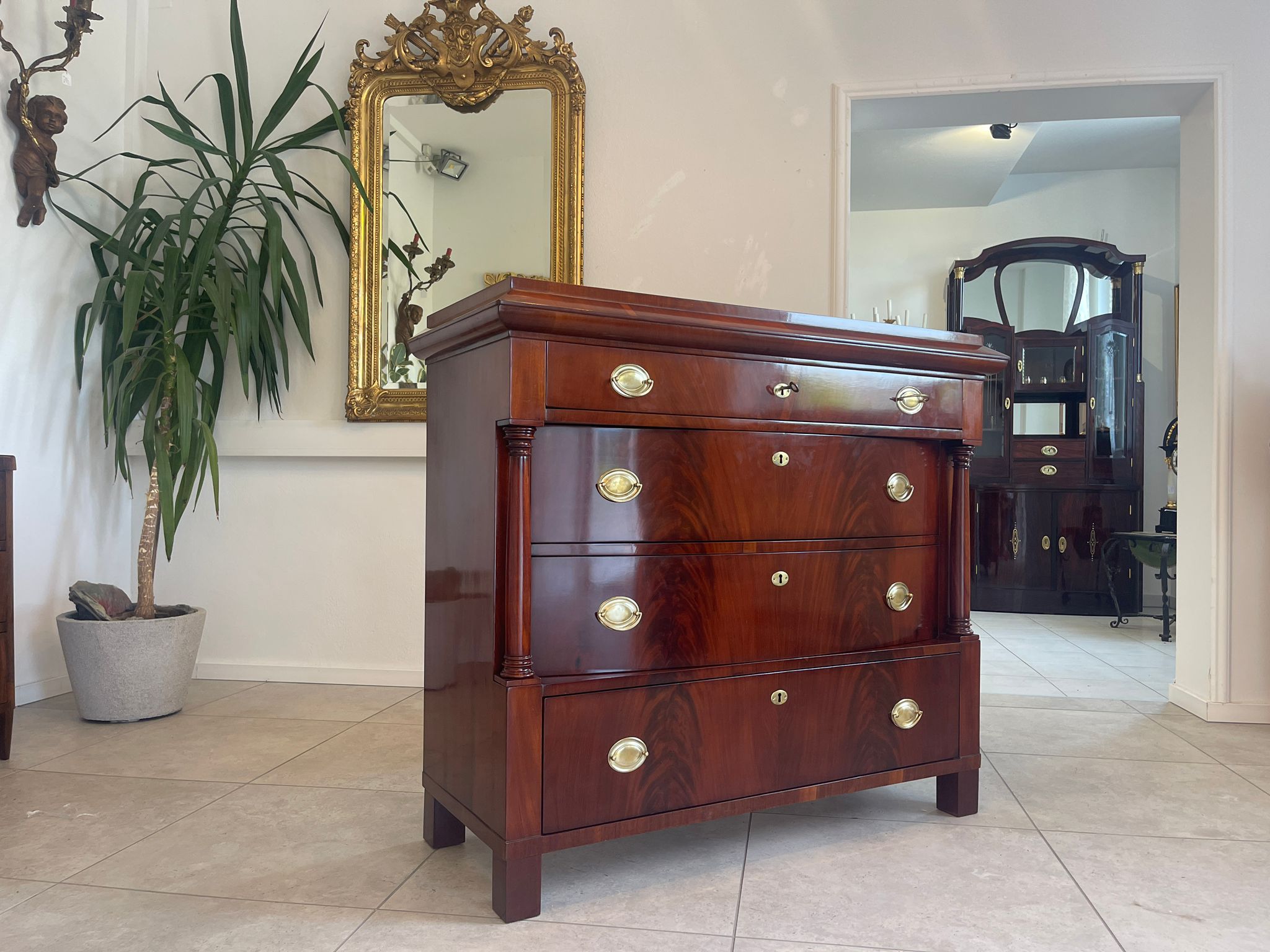 93bba3ce-20e8-4383-bc1d-3e31ad572724-1 Sale Restaurierte Biedermeier Kommode Säulen A4629