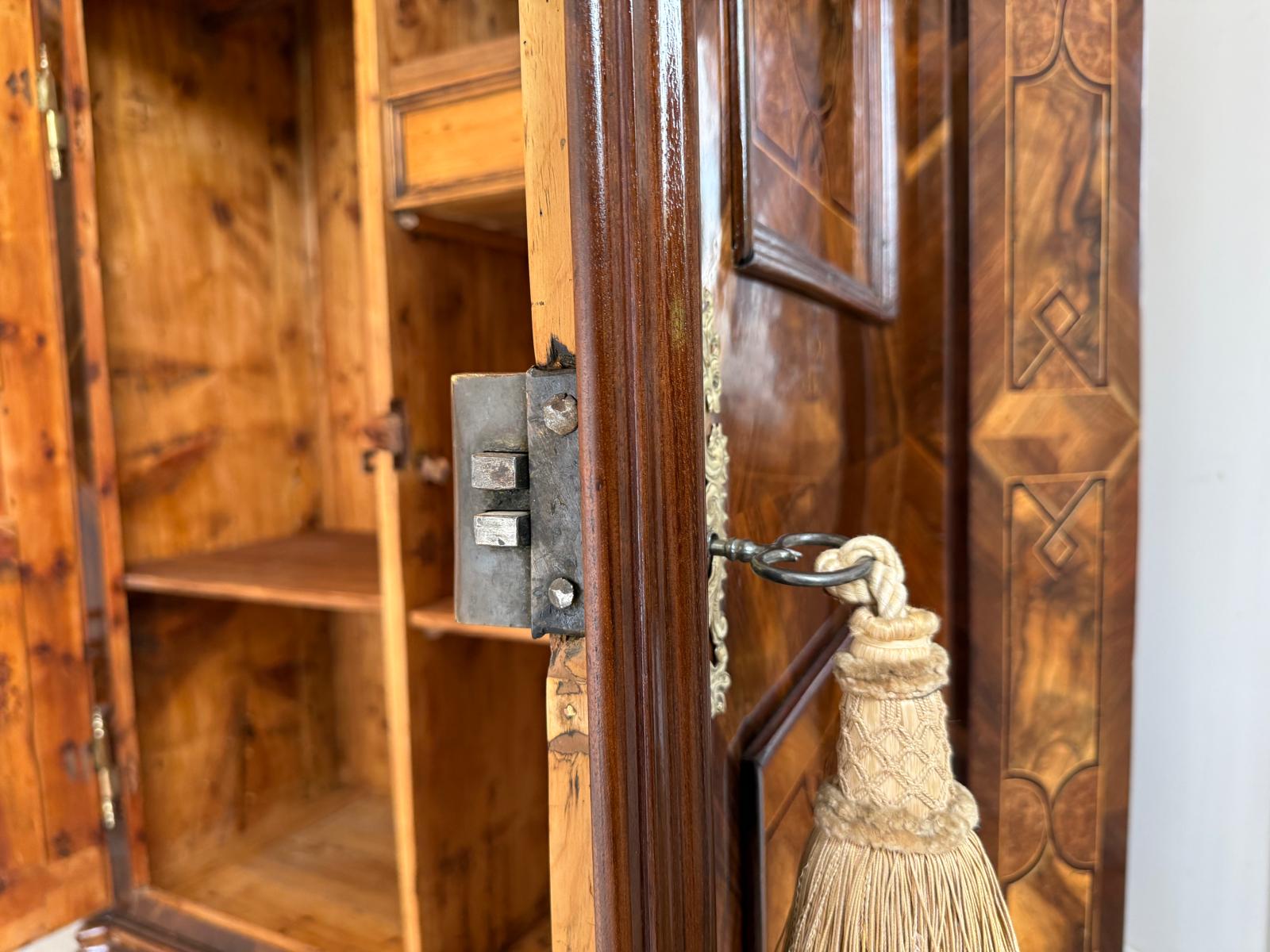 Barocker Hallenschrank Barockschrank Maria Theresienschrank Antiquitäte D2682