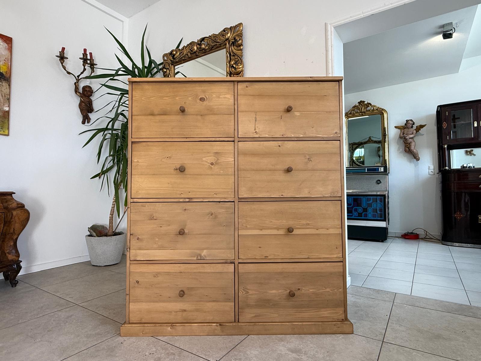 Bäuerliche 8 Ladenkommode Apothekerschrank Altholzkommode Weichholz Antik D1183