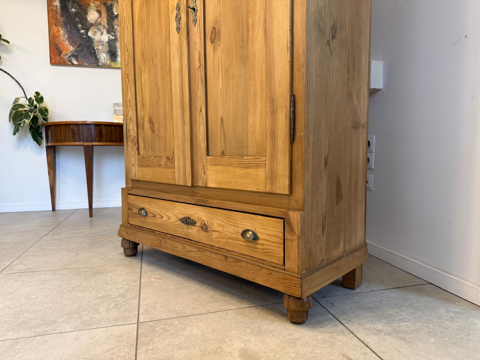 Originaler Bauernvitrinenschrank Biedermeierschrank Vitirnenschrank Bücherschrank G2263