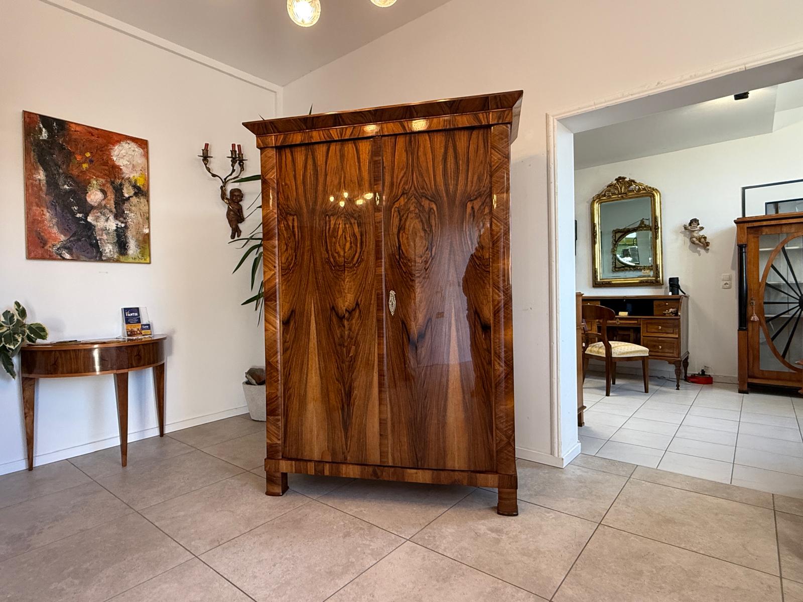Sale Restaurierter Biedermeier Schrank Kleiderkasten Hallenschrank G2347