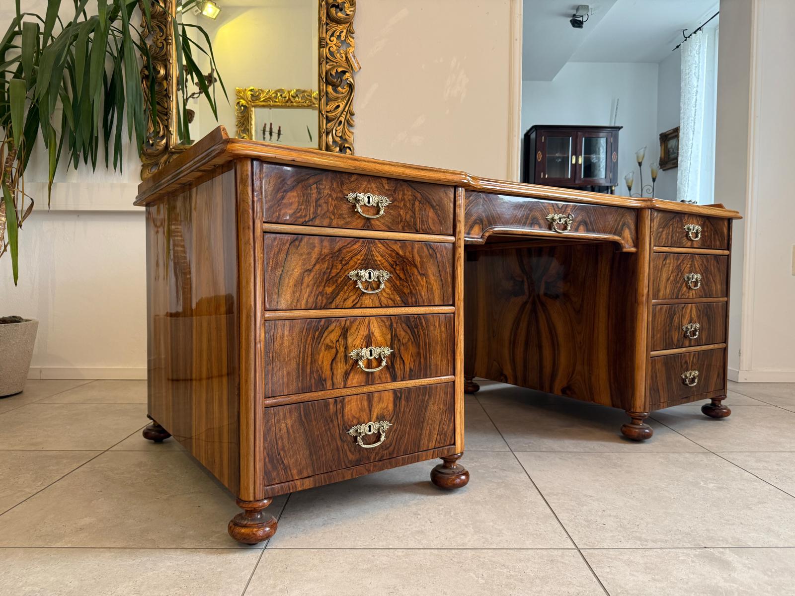 Restaurierter Großer Biedermeier Schreibtisch Sekretär D2678