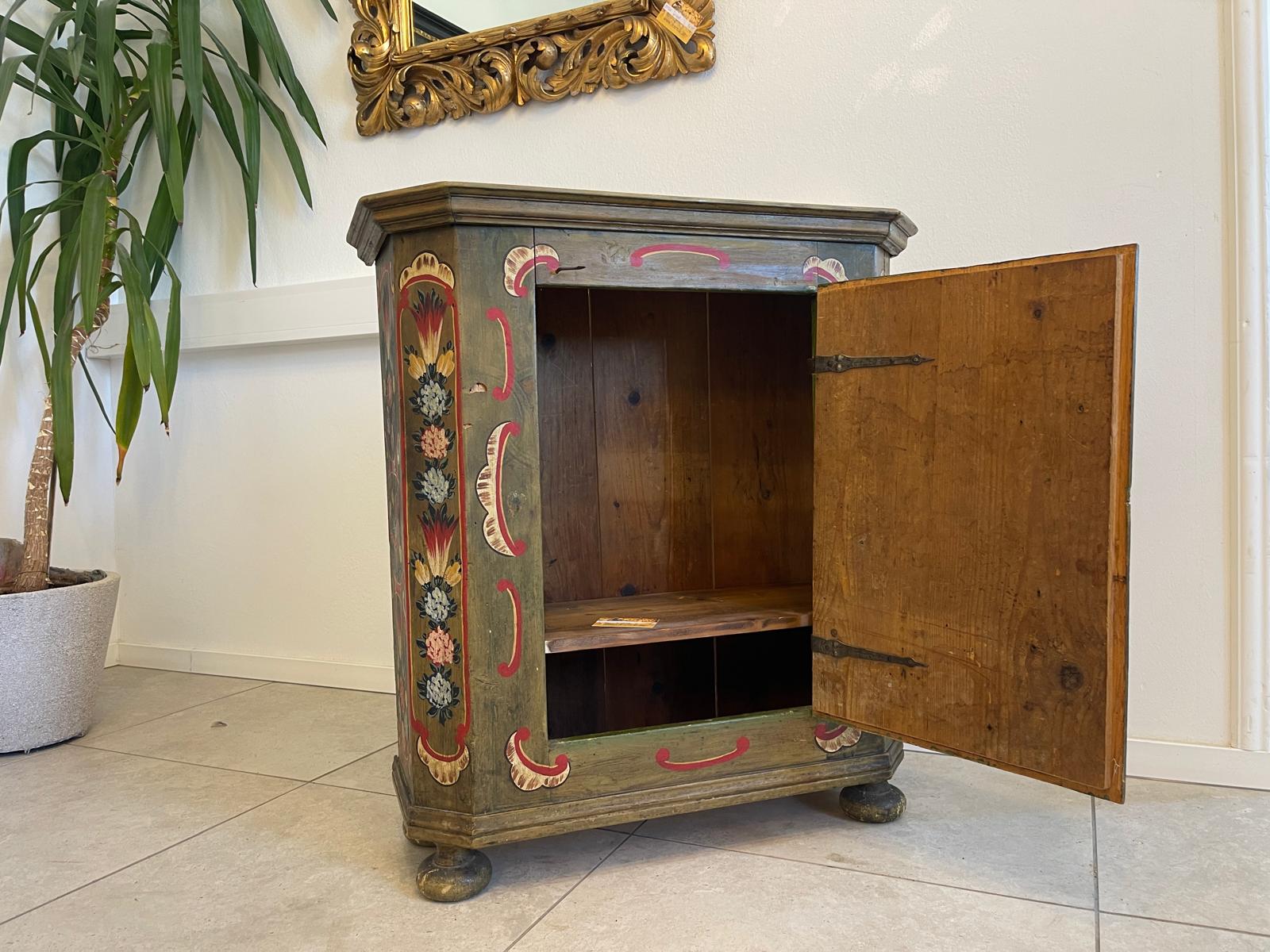 Bäuerliche Anrichte Sideboard Kasterl Bemalt Fichtenholz G1266