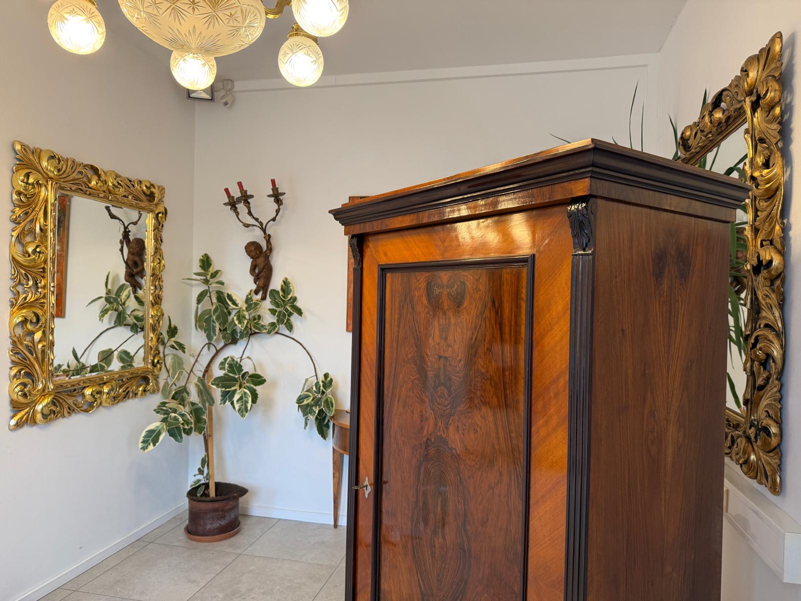 Gründerzeit Kleiderschrank Kasten Nussholz Furniert Antiquität D1090