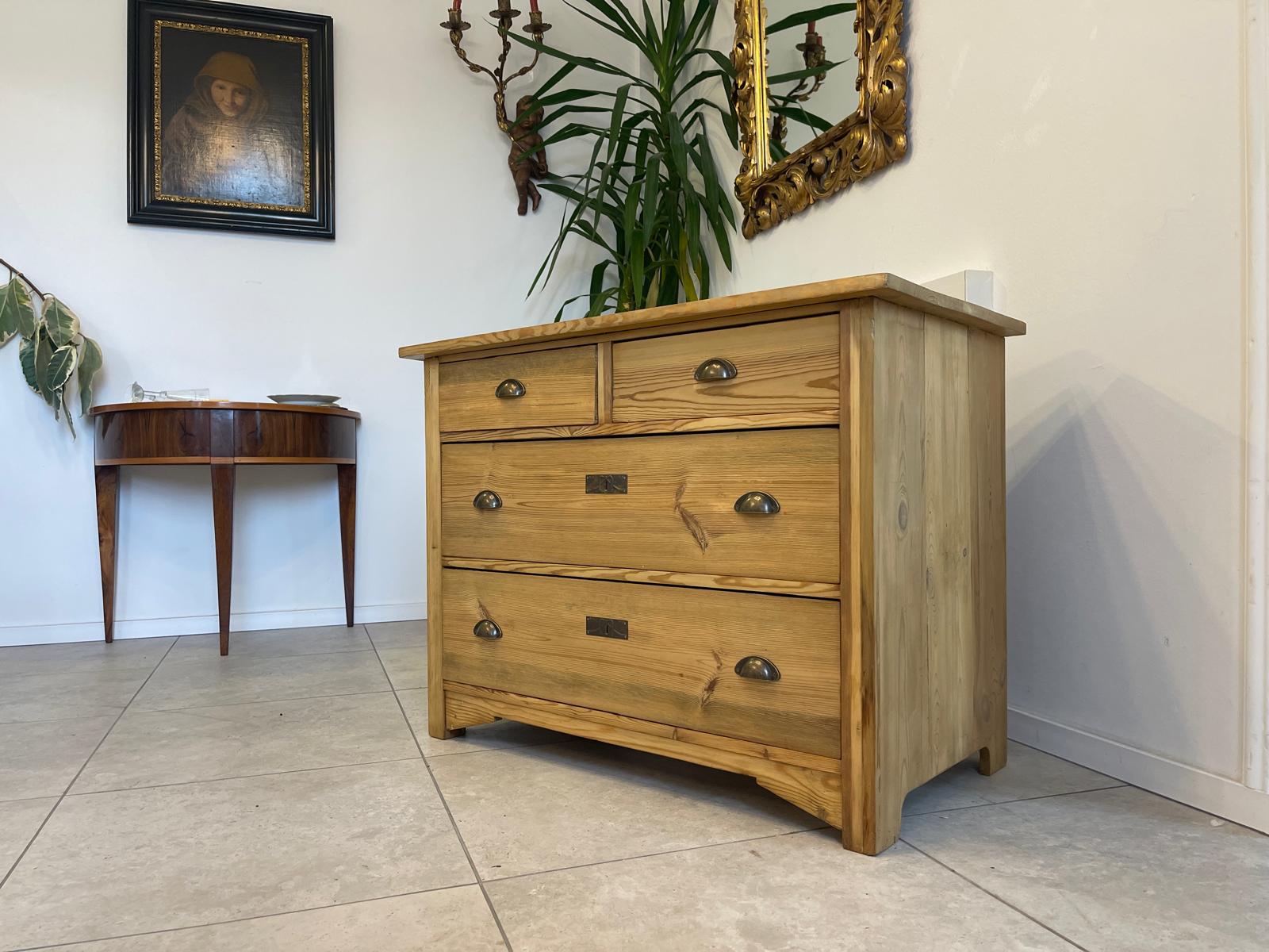 Originale Jugendstil Kommode aus Fichtenholz, 4 Laden, restauriert A5168