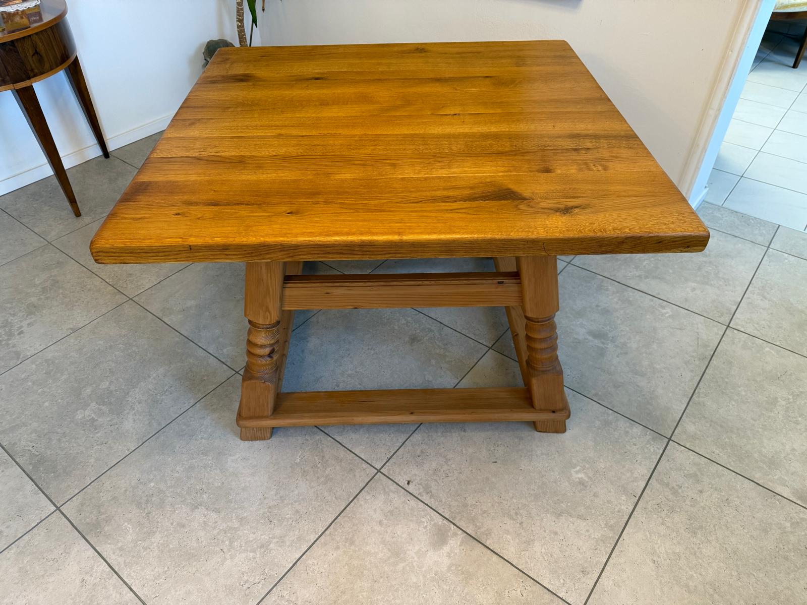 Jogltisch Bauerntisch Eichenholz Hüttentisch Bauernmöbel G2276