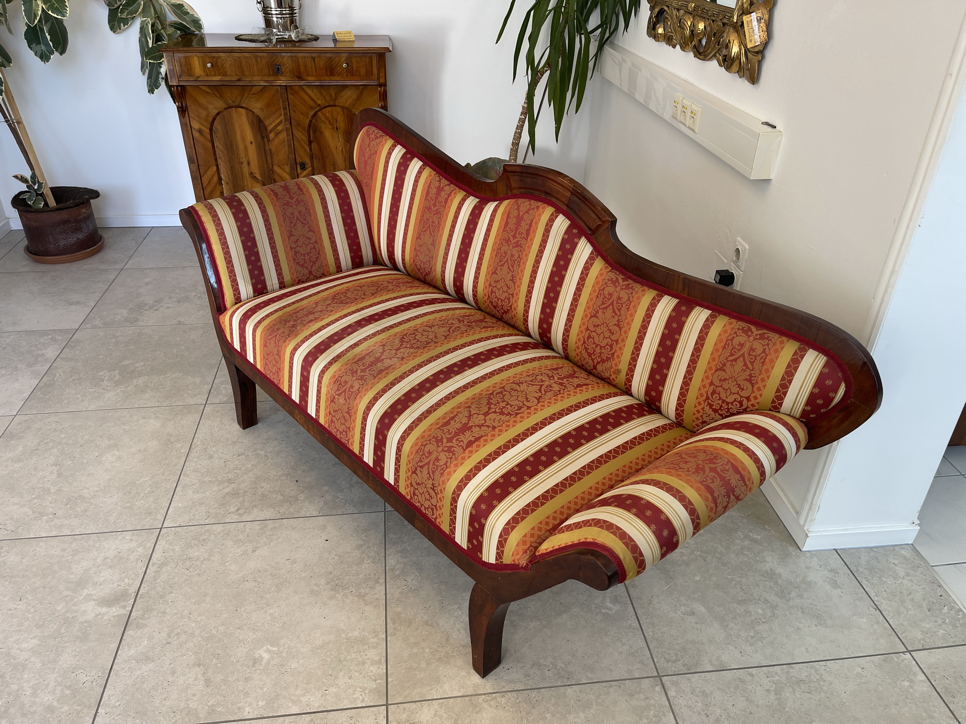 Biedermeier-_18 Biedermeier Sofa Diwan Couch Chaiselongue Antik 1850 Nuss Holz A4134