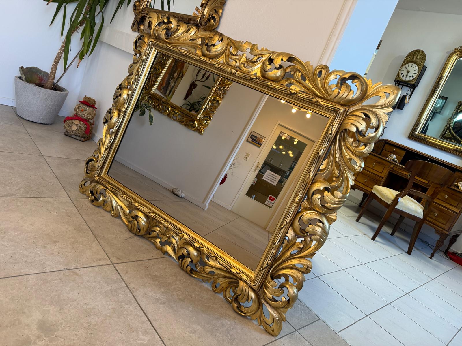 SALE Florentiner Spiegel Akanthusblattschnitzkunst Holzschnitzkunst Traum G2405