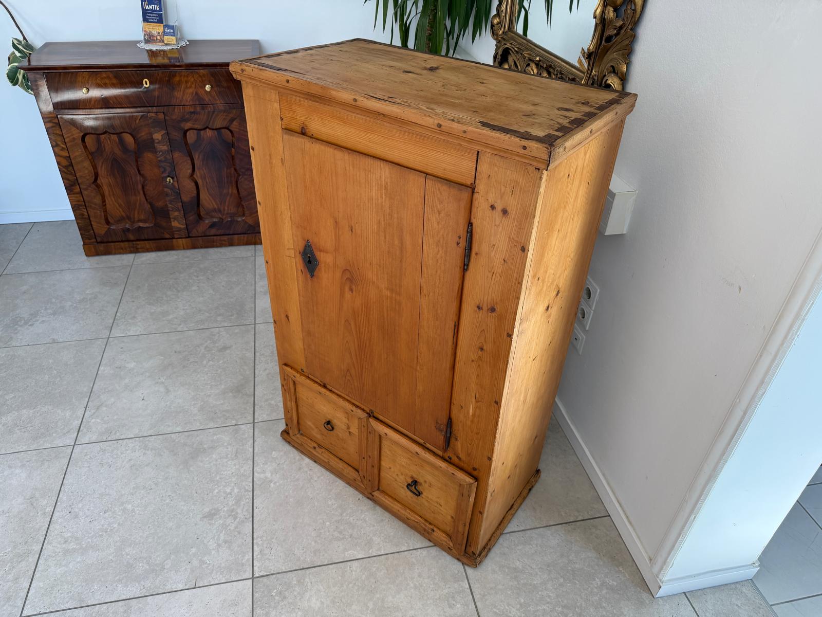 Sale Biedermeier Bauernschrank Barockschrank Tirol D2494