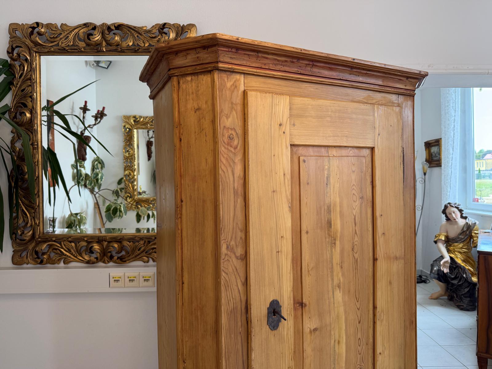 Sale Biedermeier Bauernschrank Naturholzschrank Weichholz Tirol D2652