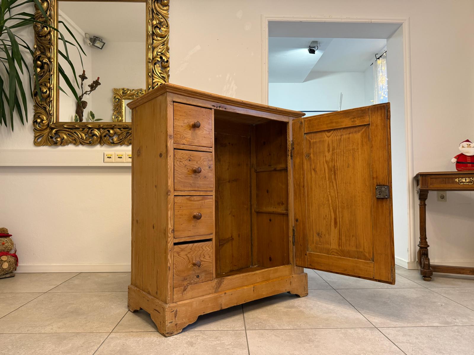 Uriger Biedermeier Brotschrank Almerschrank Speiskasten Bauernkasten G2327