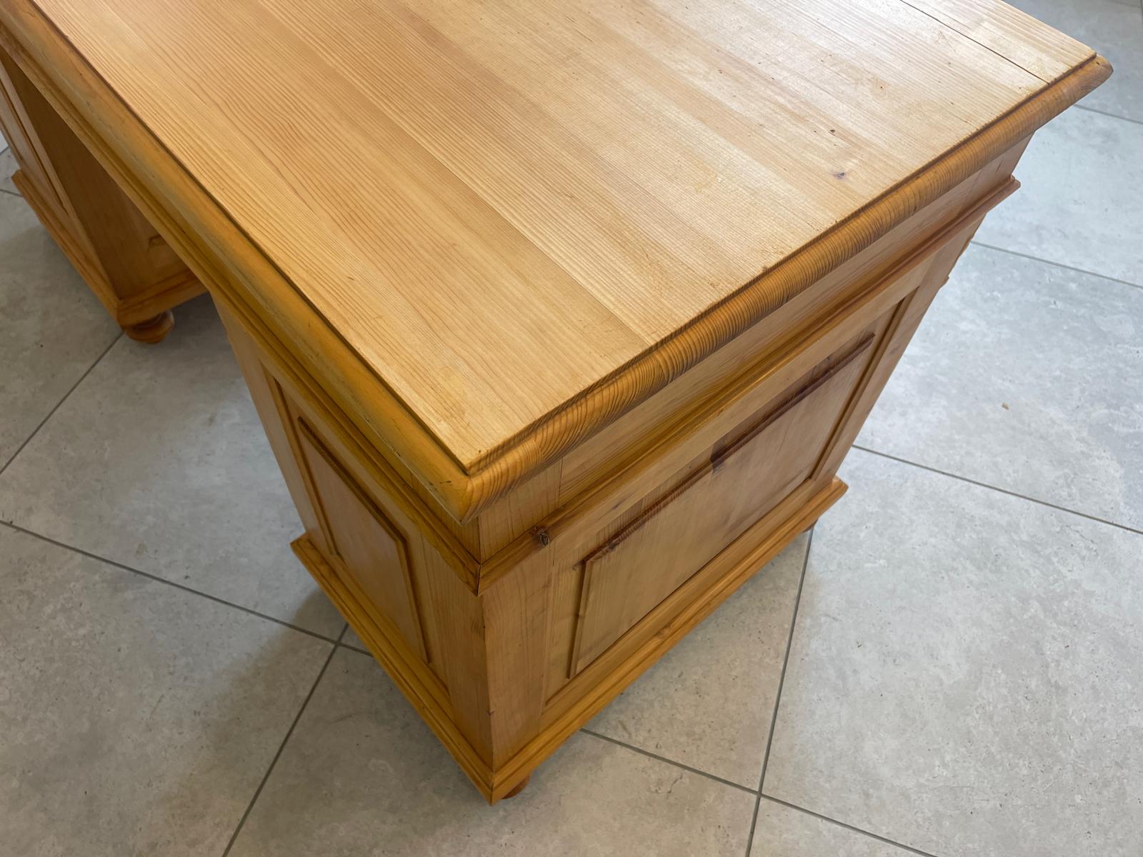 Bäuerlicher Naturholz Schreibtisch - Massivholz Bauernmöbel gebraucht G1146