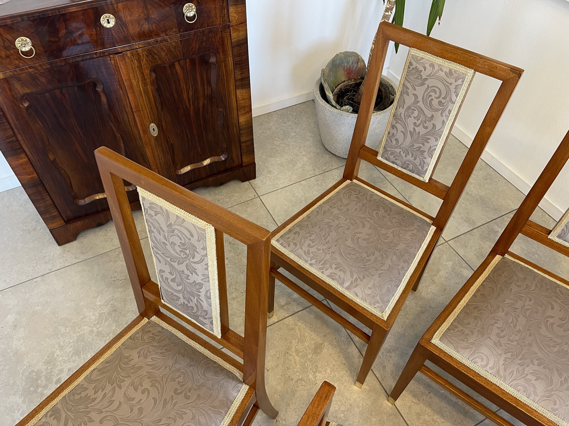 biedermeier-37 Restaurierte Jugendstil Couchgruppe mit Sofa und Stühlen, Hartholz, B19993