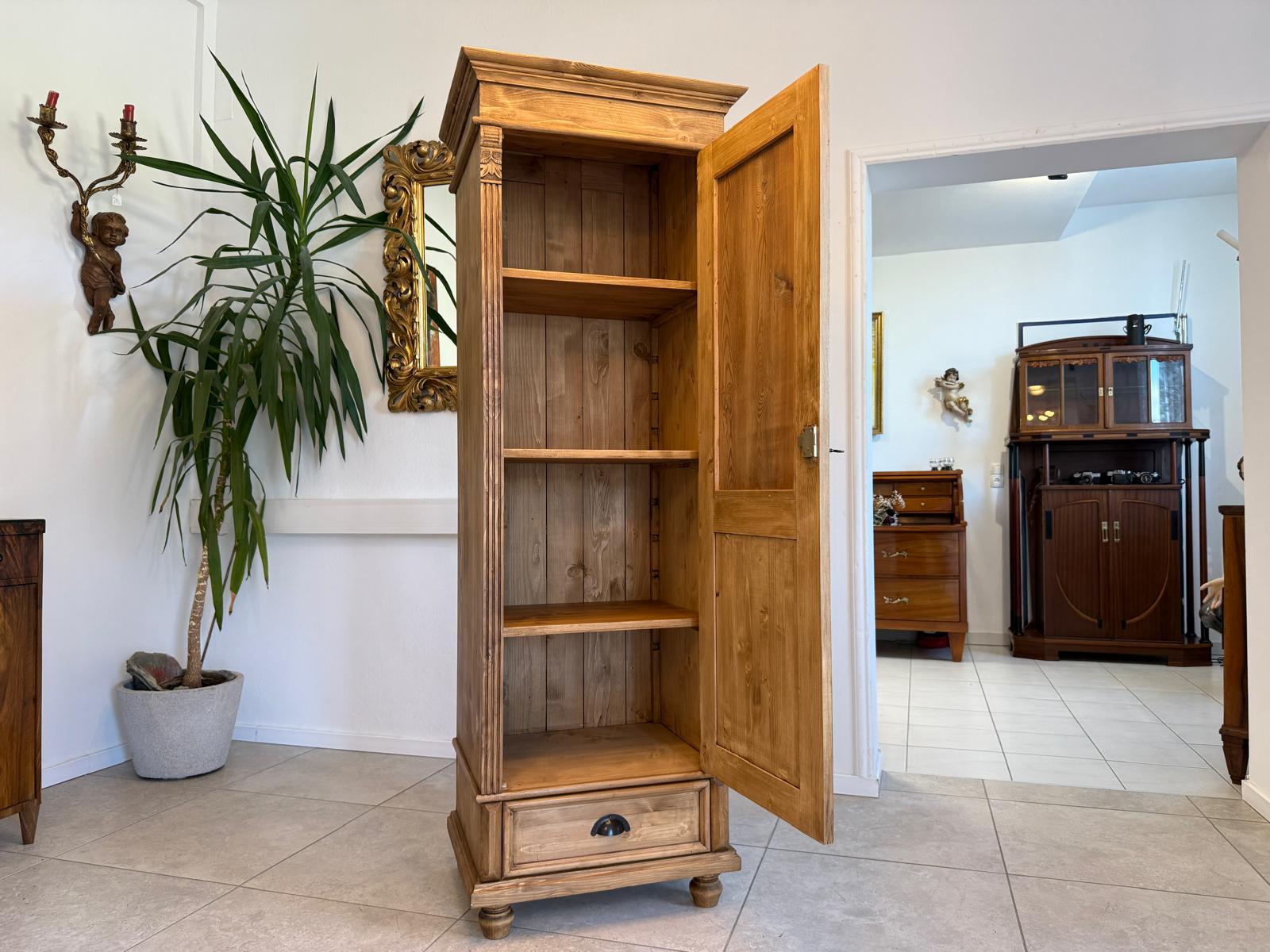 Bäuerlicher Gründerzeit Bauernschrank Naturholzschrank G2040