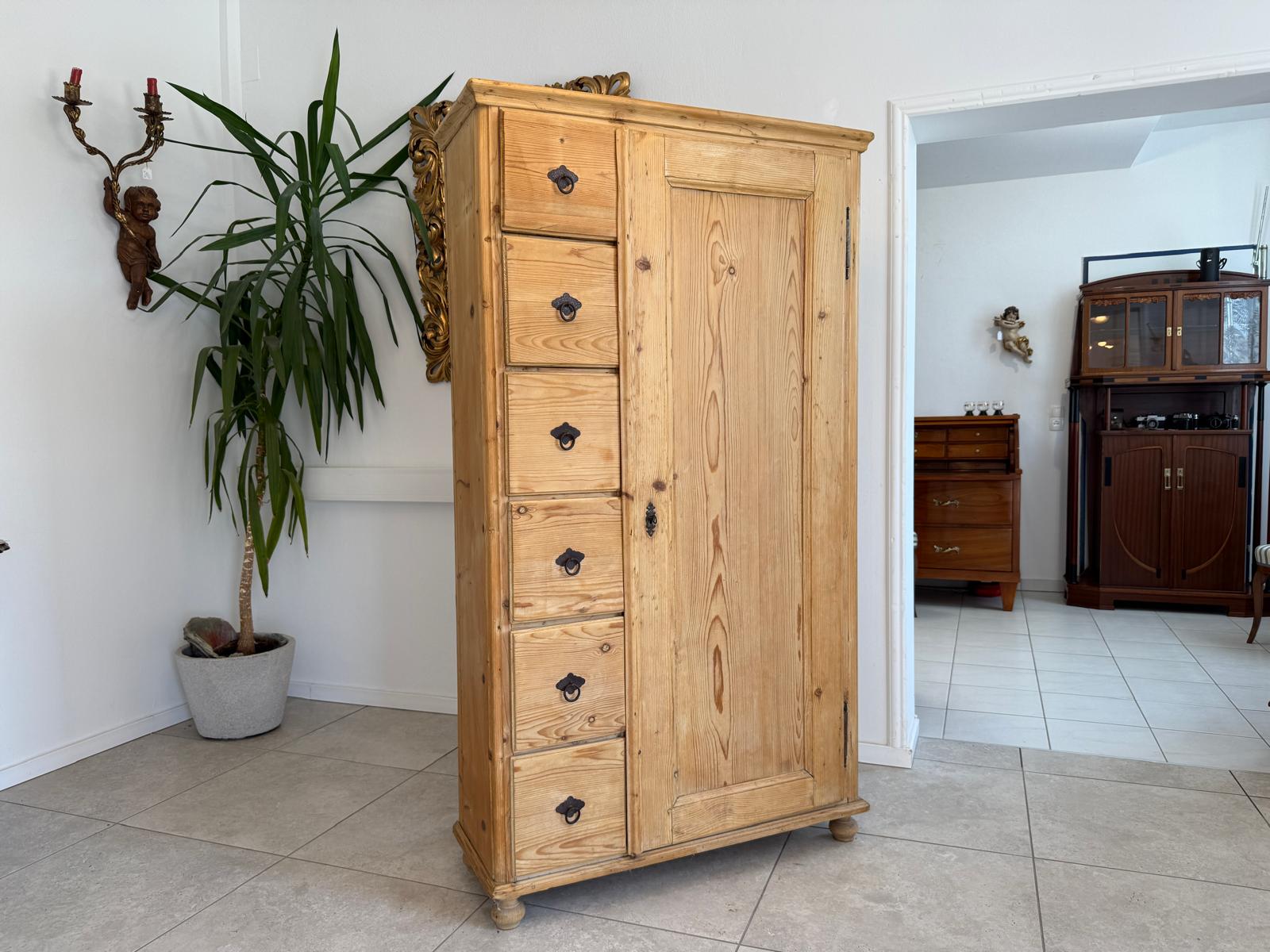 Uriger Biedermeier Brotschrank Almerschrank Speiskasten Bauernkasten G1775