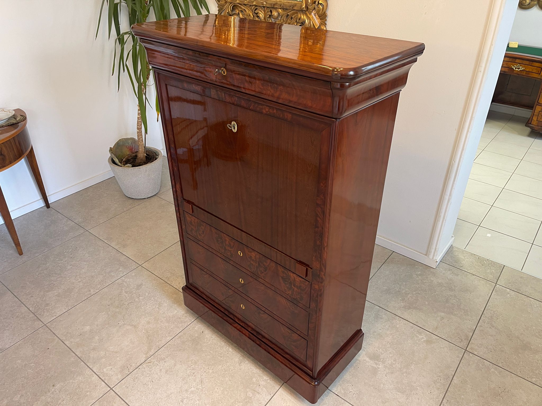 Sale Restaurierter Spätbiedermeier Standsekretär Schellack G1069