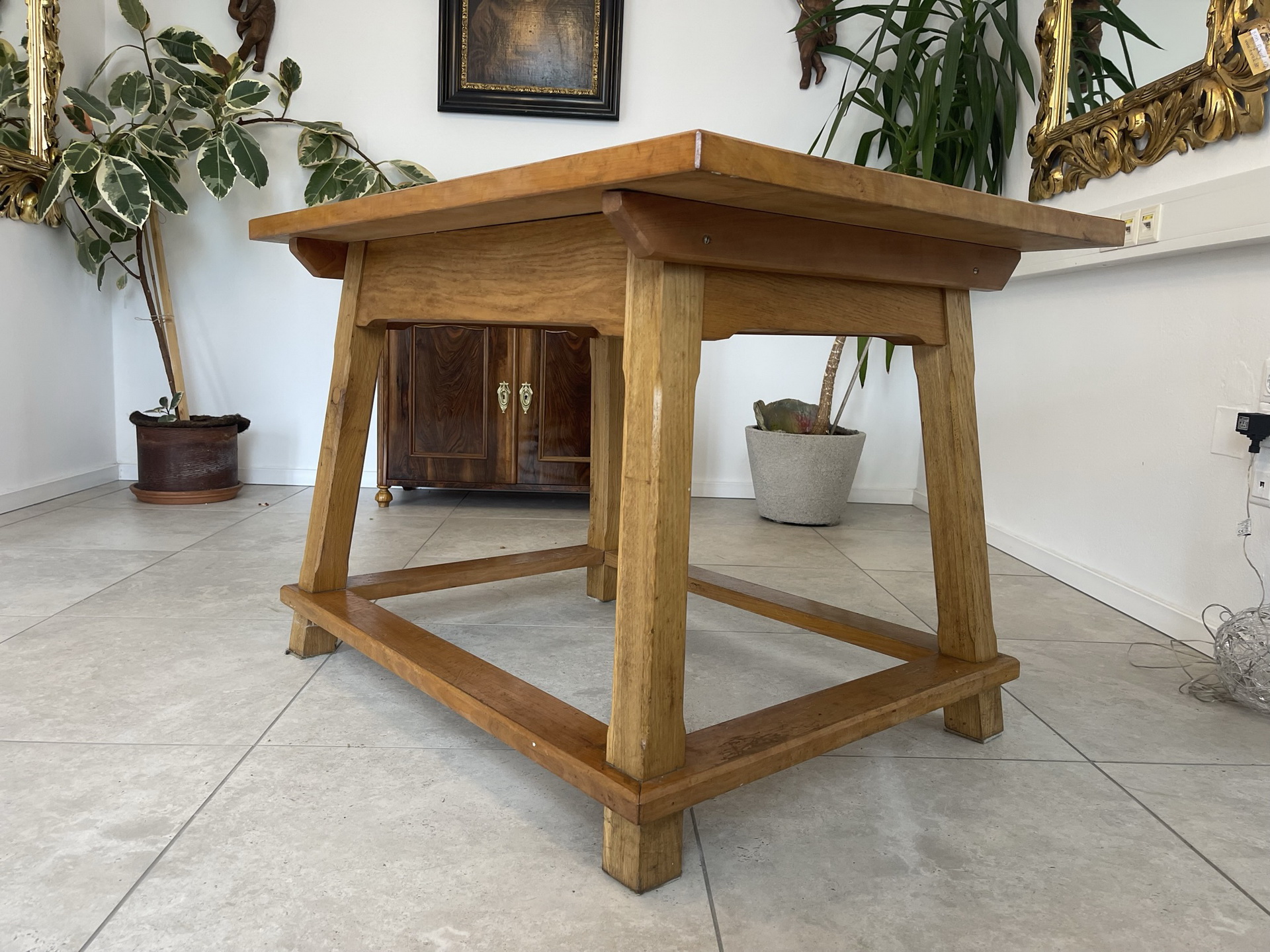 Bauernschrank_194 alter Bauerntisch Massivholztisch Gasthaustisch B1513