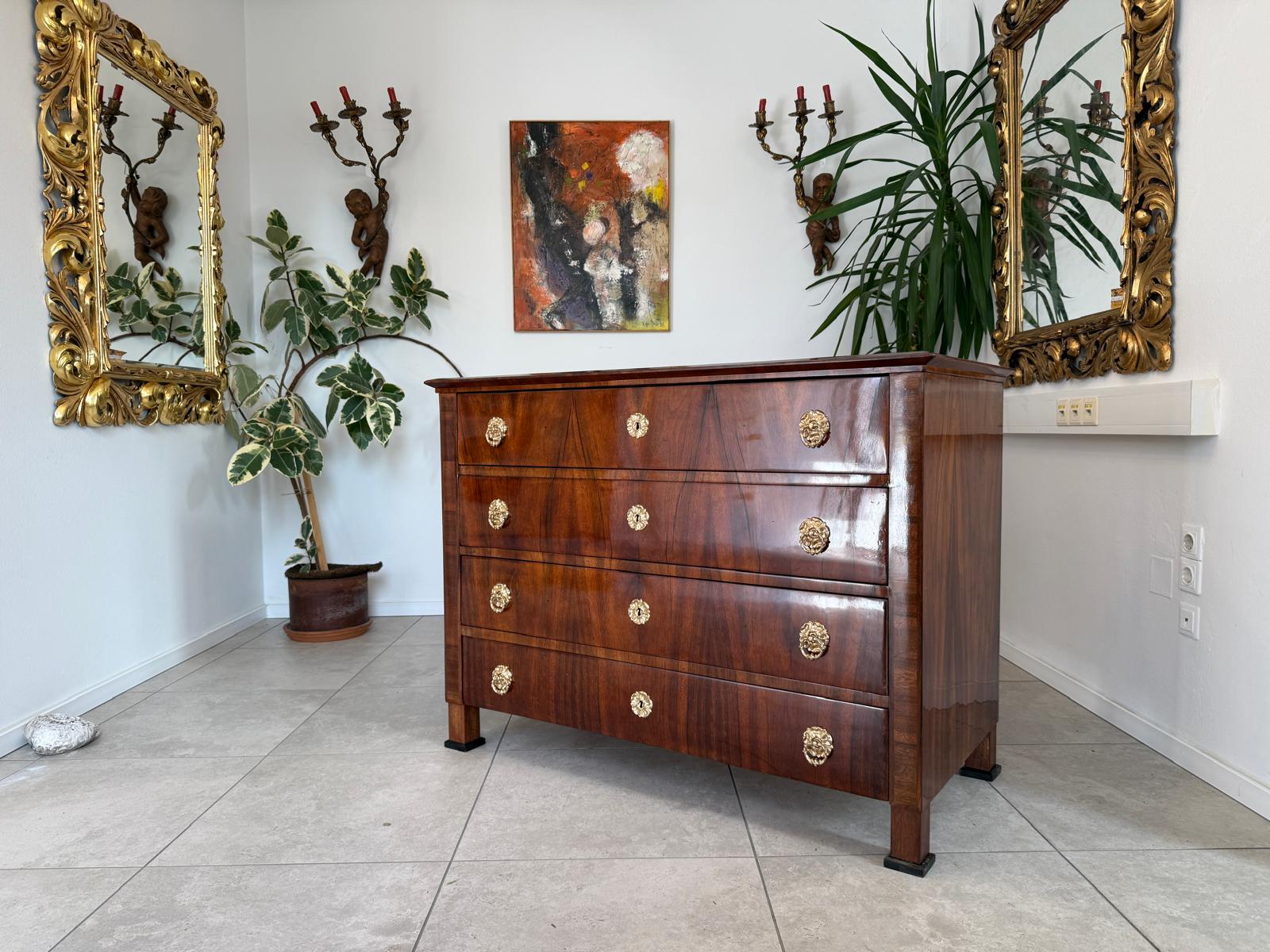 Restaurierte Biedermeier Kommode 4 Ladenkommode Nussholz G2210