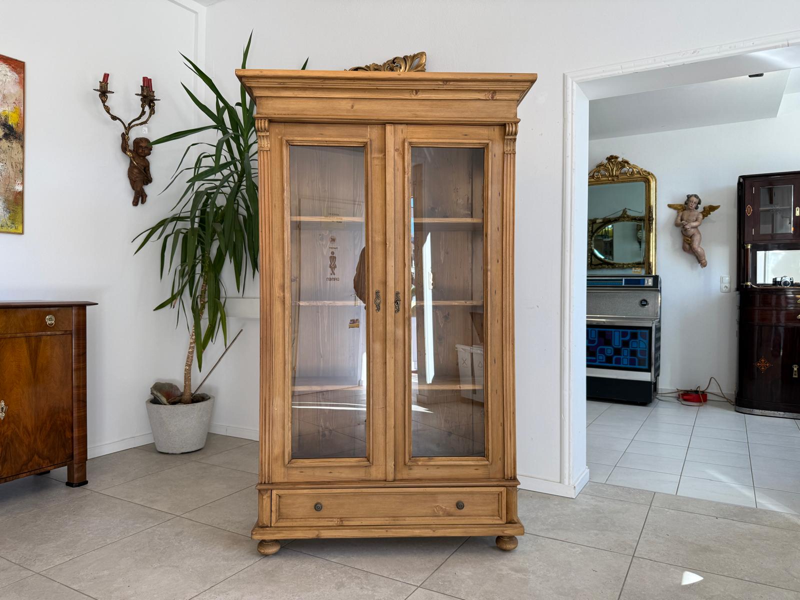 Bäuerliche Vitrine Bauernvitrine Bücherschrank antik Bauernschrank D2348
