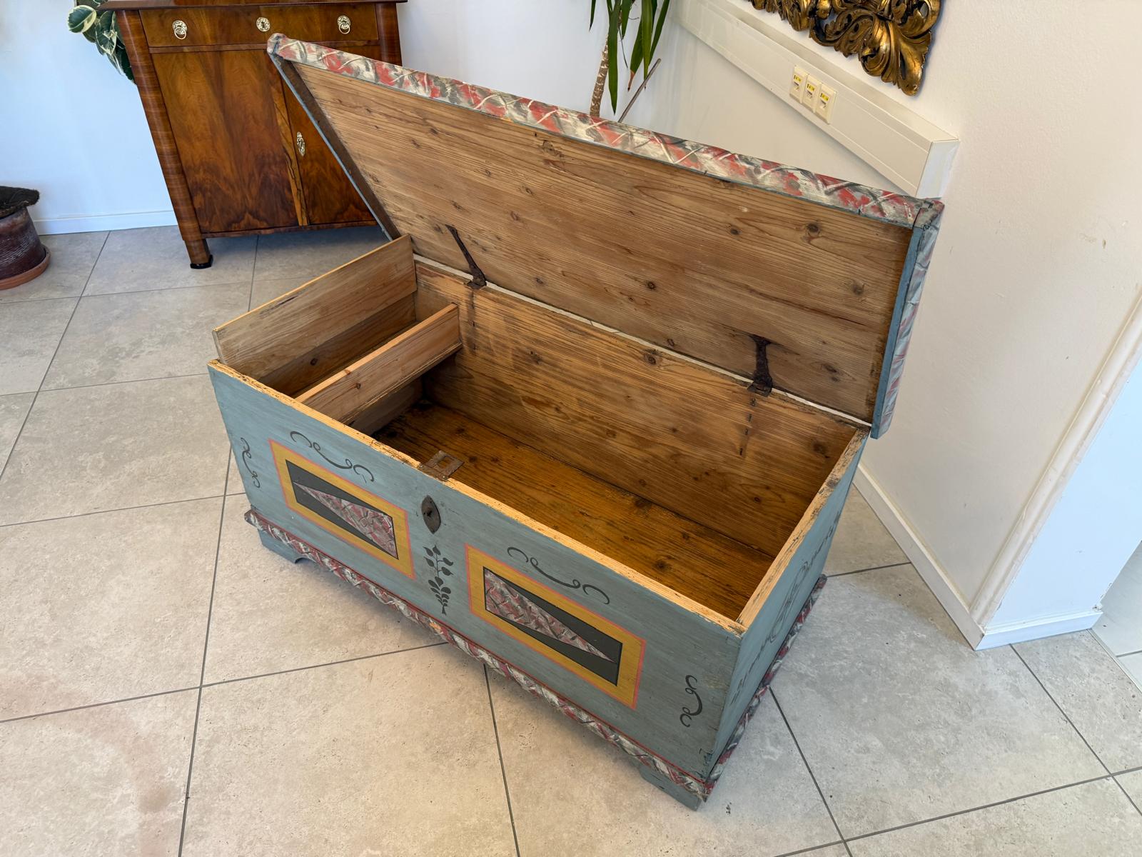 Truhe Landhaustruhe Bauerntruhe Biedermeier Truhe Handbemalt D2338