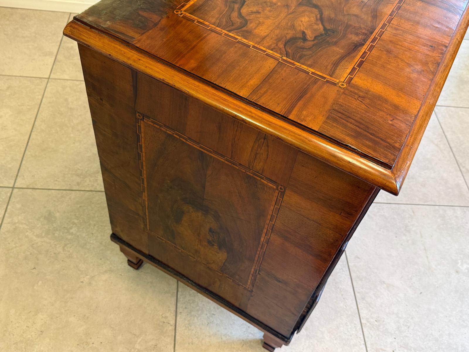 Barock Kommode Obstholz Marketerien Antiquität Nussholz  G2369