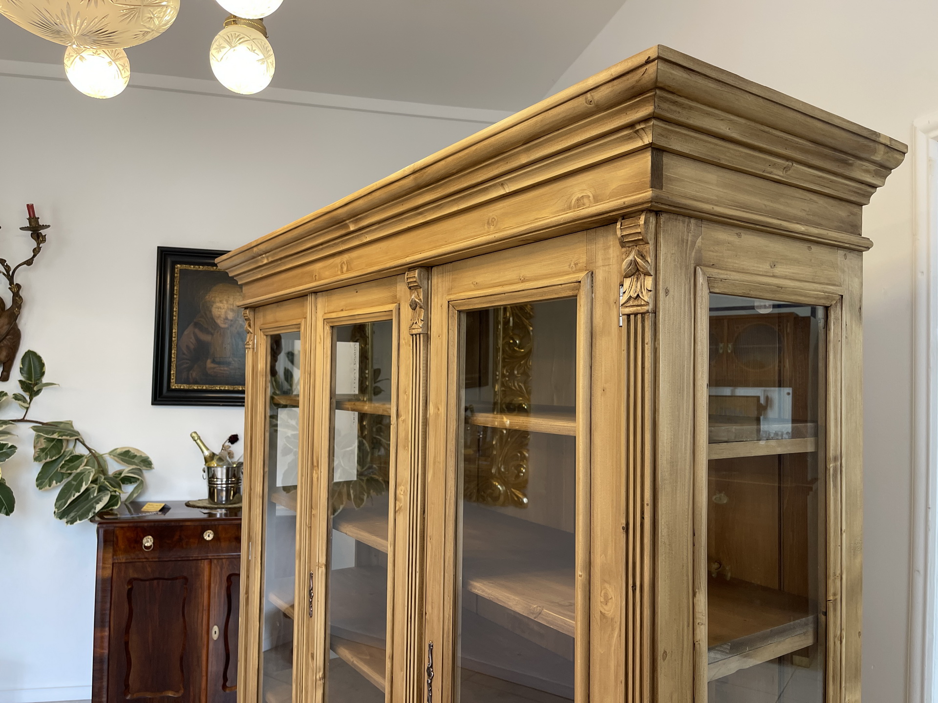 Bauernkasten-Bauernstube_023h45rMfPrc79m Bäuerliche Vitrine Bauernvitrine Naturholz Bücherschrank i2110