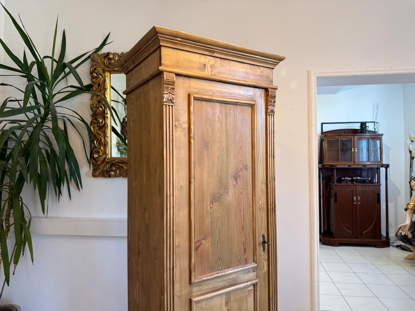 Bäuerlicher Gründerzeit Bauernschrank Naturholzschrank G2037