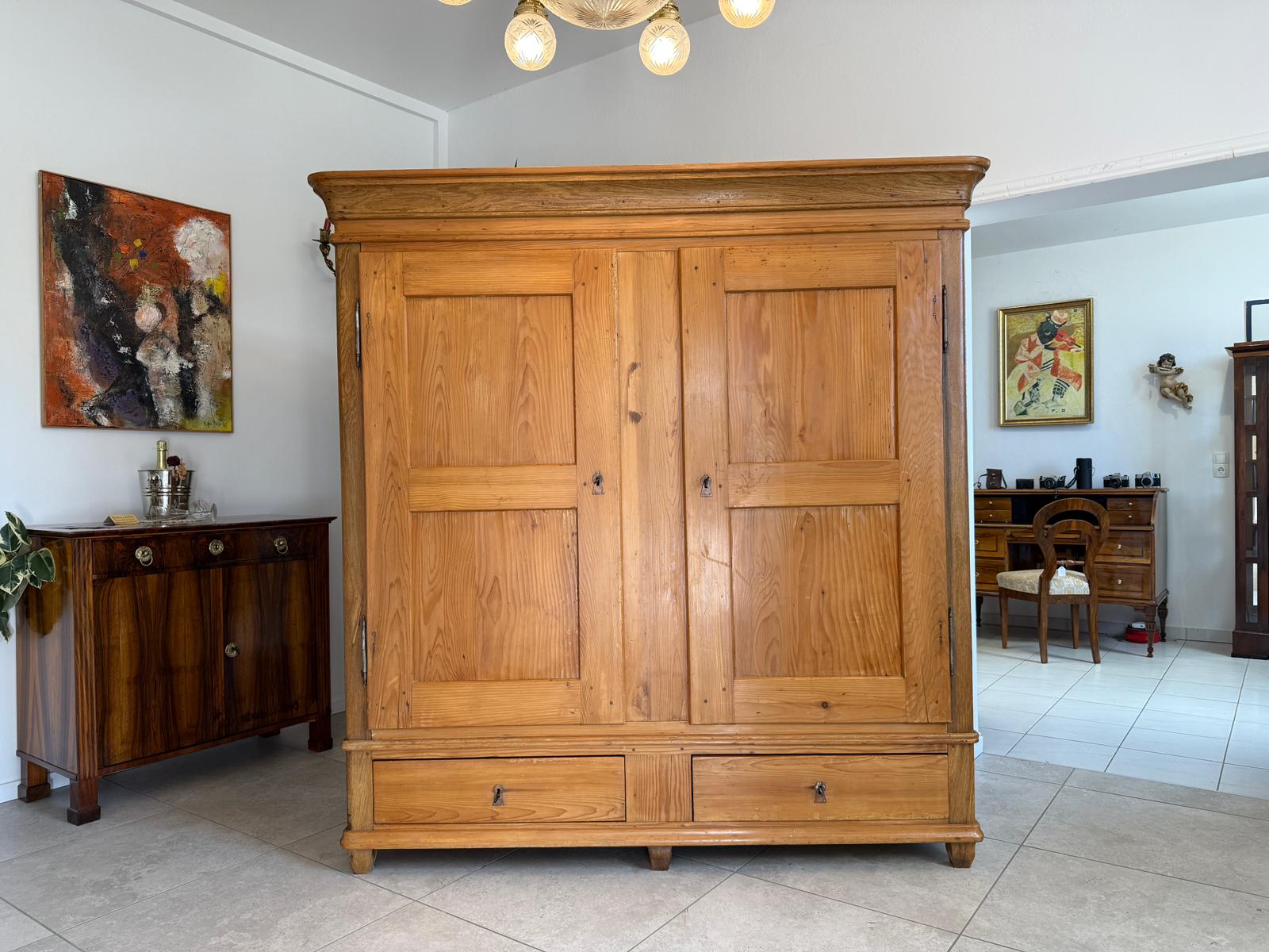 Originaler Bauernschrank Biedermeierschrank Hallenschrank Bauernkasten G2094