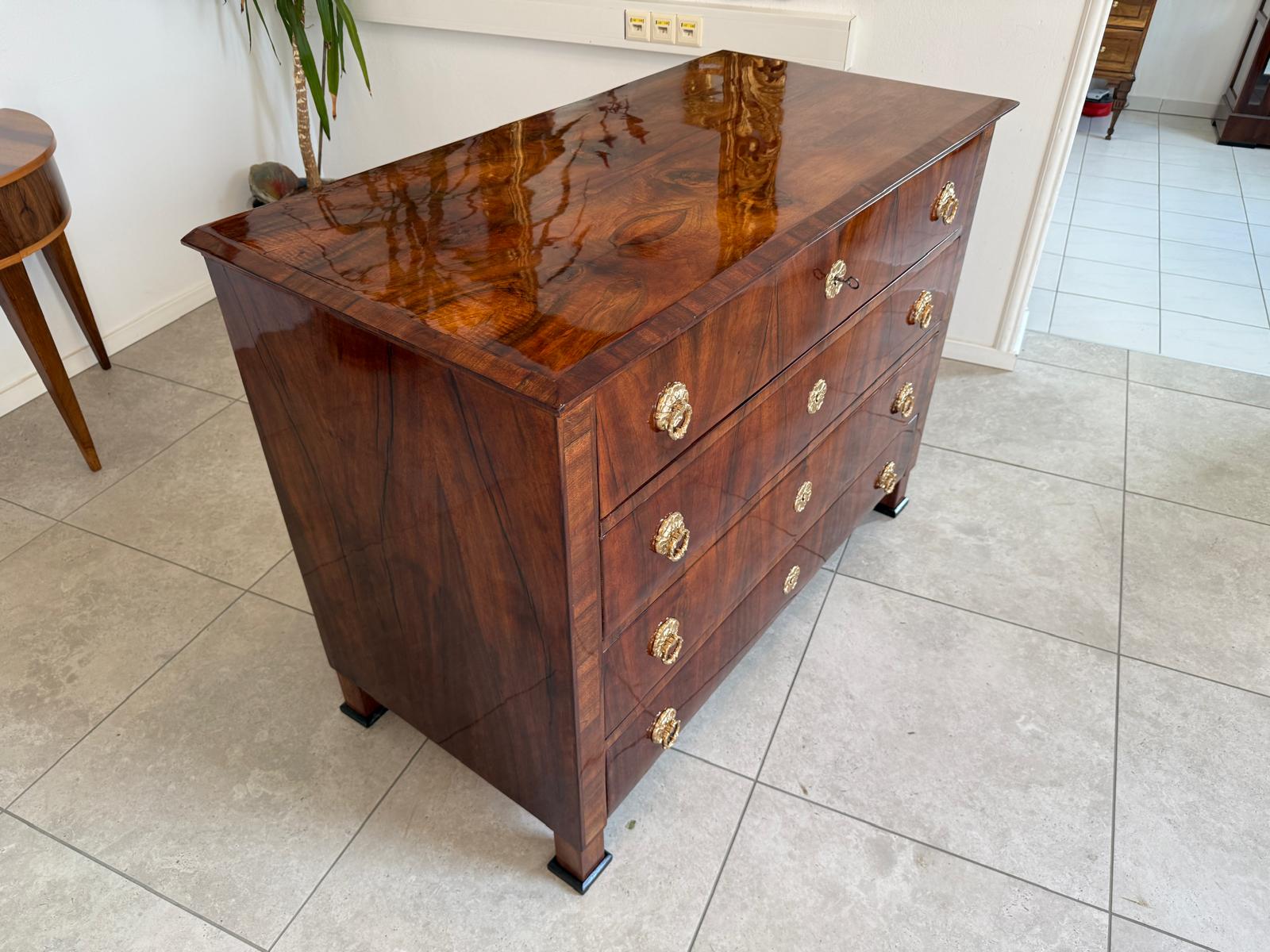 Restaurierte Biedermeier Kommode 4 Ladenkommode Nussholz G2210