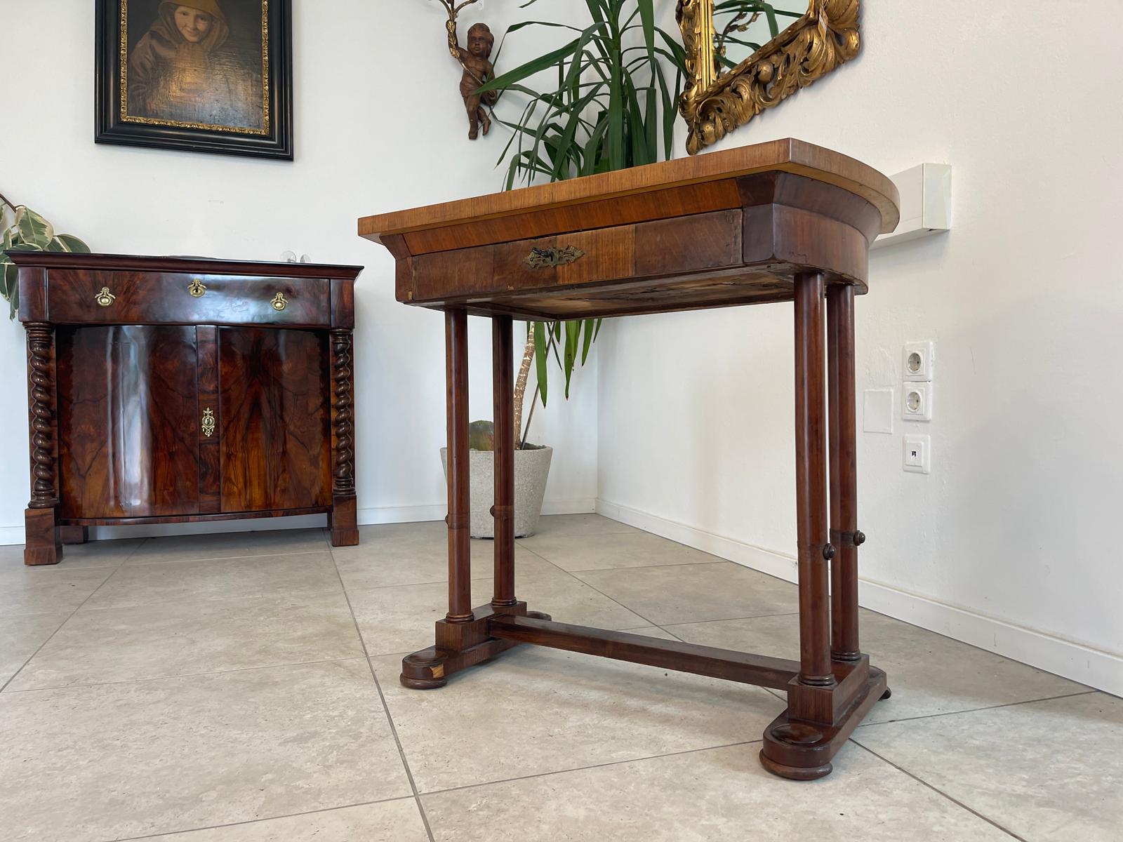 46c5c12f-e33c-461f-8b24-8e31198634c6 Originales Biedermeier Tischerl Nähtischerl A4935