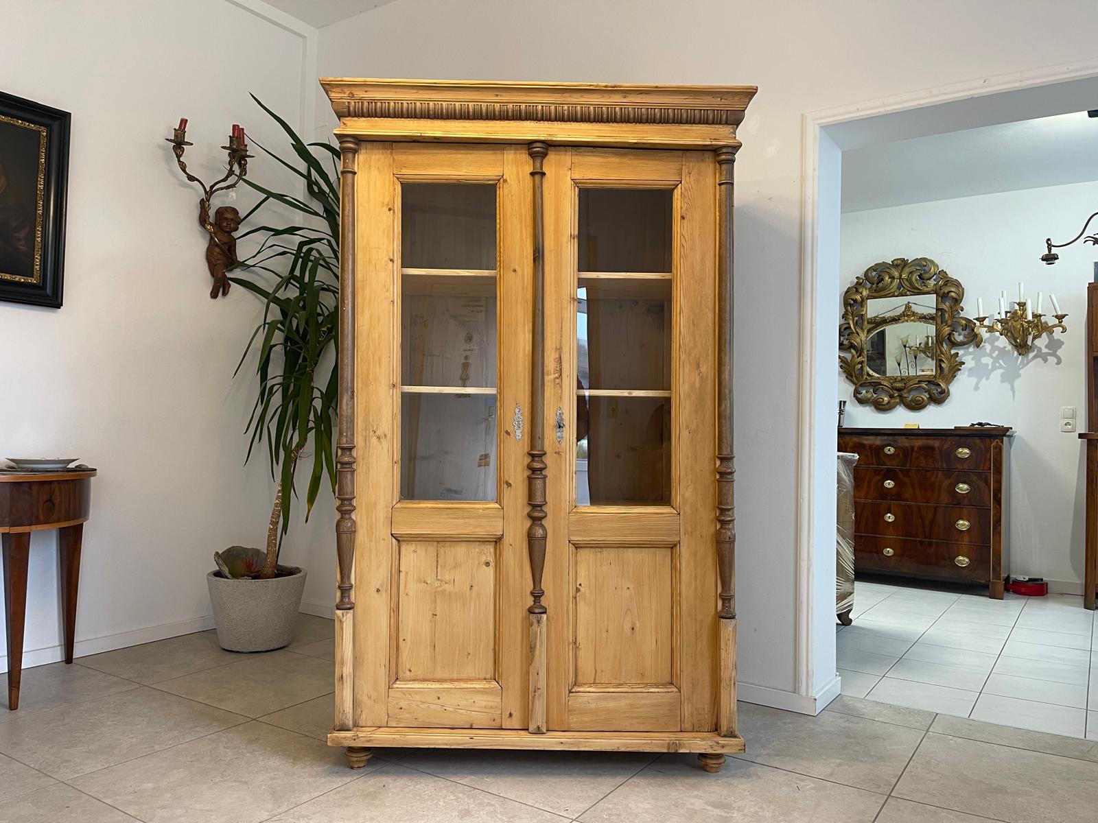 Restaurierte Gründerzeit Bauernvitrine Bauernschrank Bauernvitrine G1049