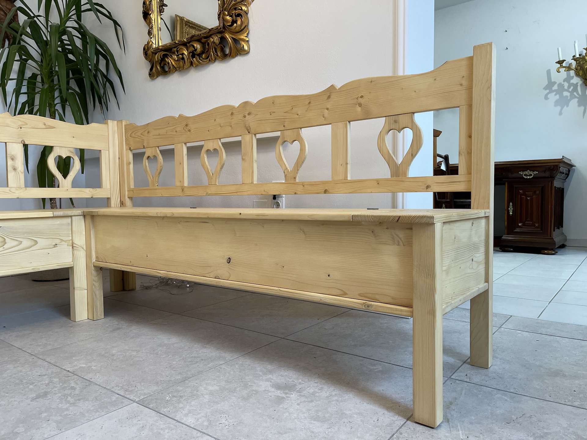 kleiderschrank-leiderkasten-biedermeier_78 Bauernstube Eckbankgruppe Jogltisch A3445