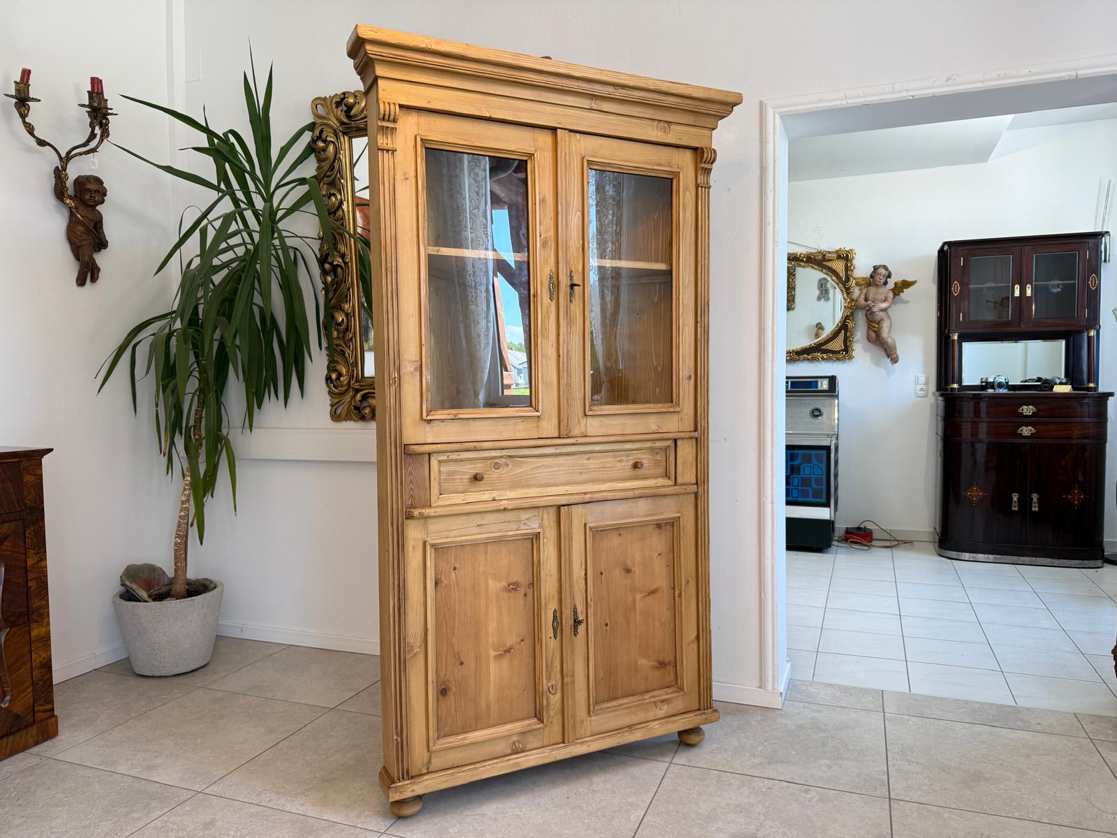 Eckschrank Eckvitrine Naturholz Gründerzeit Stil D2492