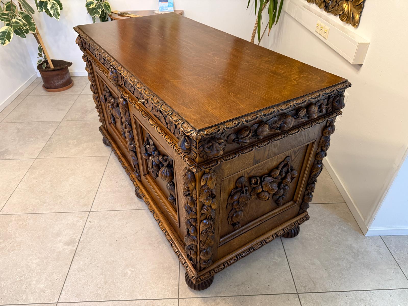 Restaurierte Gründerzeit Anrichte Vertiko Halbschrank Obstmotive G2397