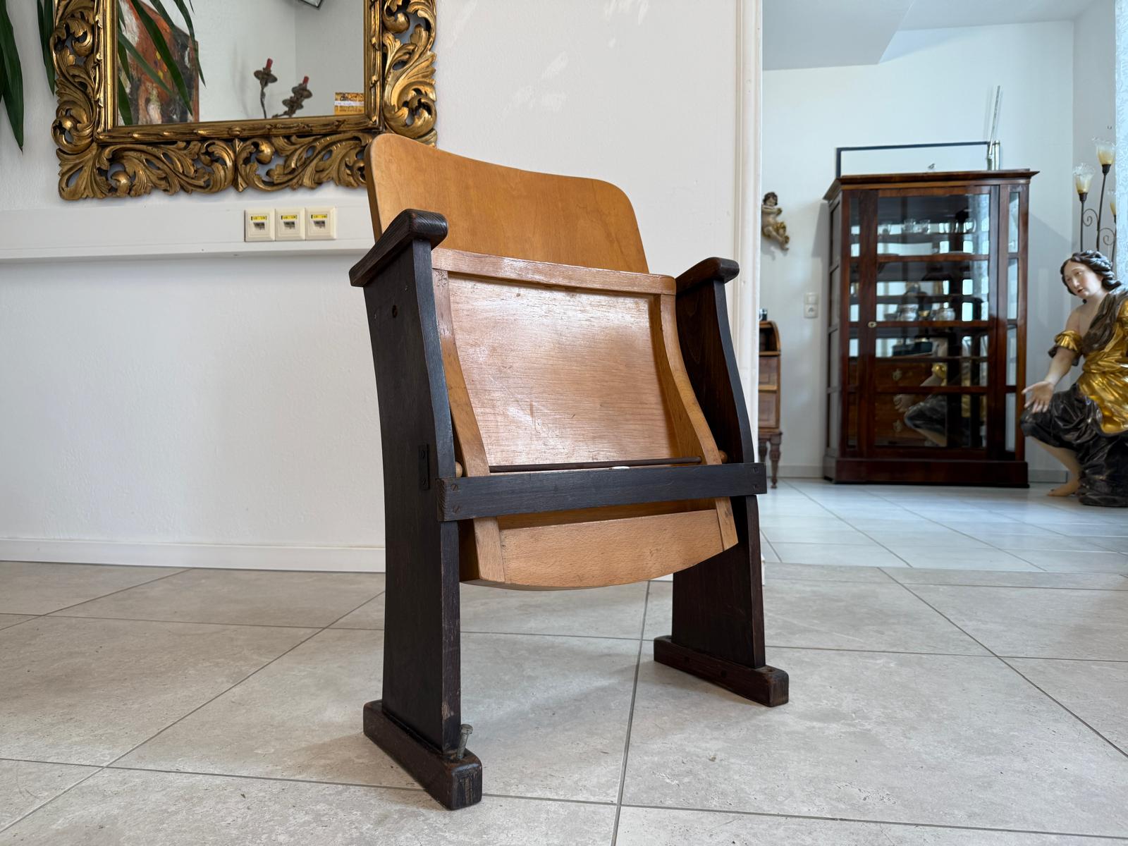Originale Kinosessel 1er Sitz Klappstuhl Stuhl Sitzgruppe G2129