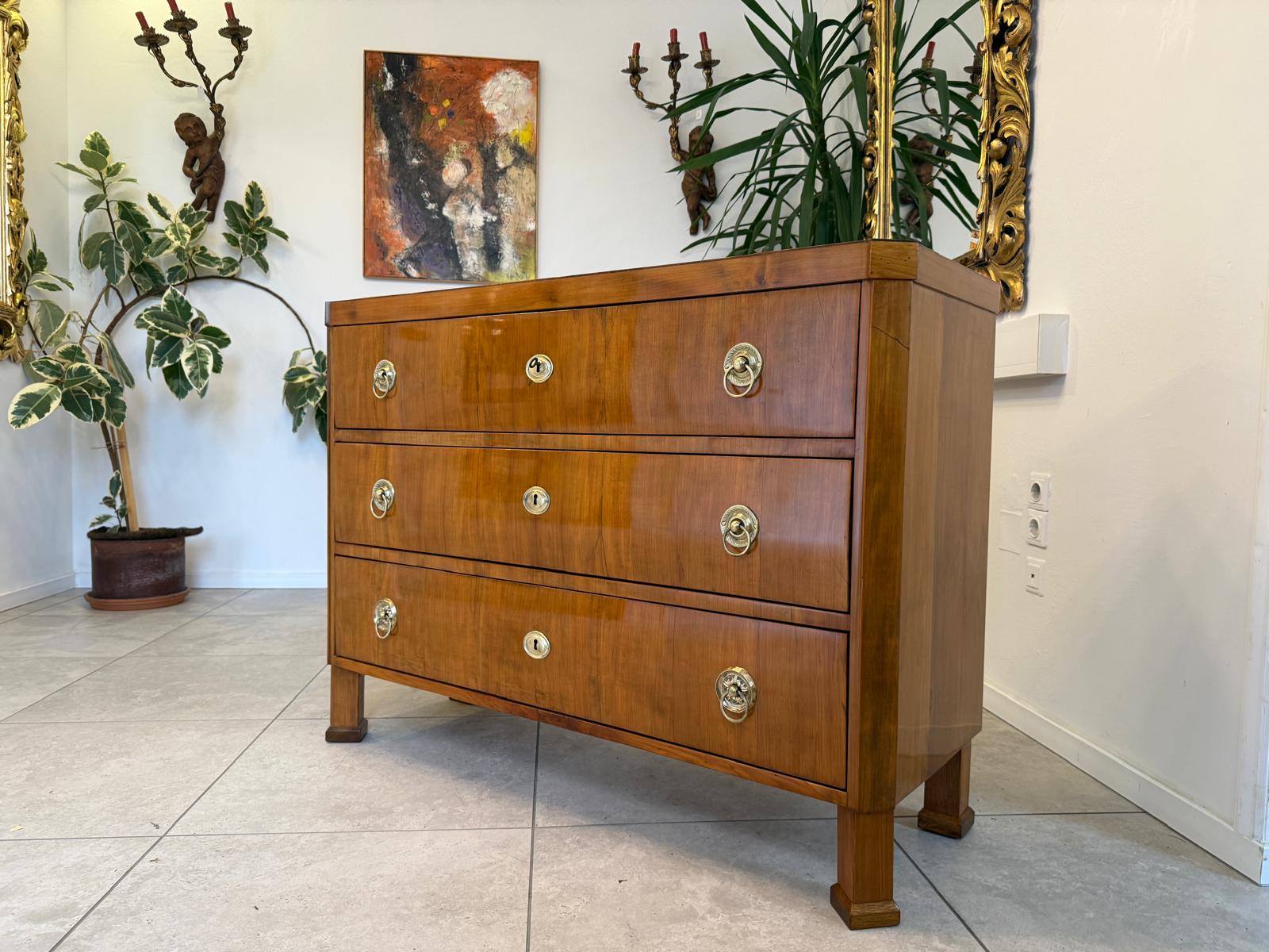 Restaurierte Biedermeier Kommode 3 Ladenkommode Nussholz Antiquität G2241