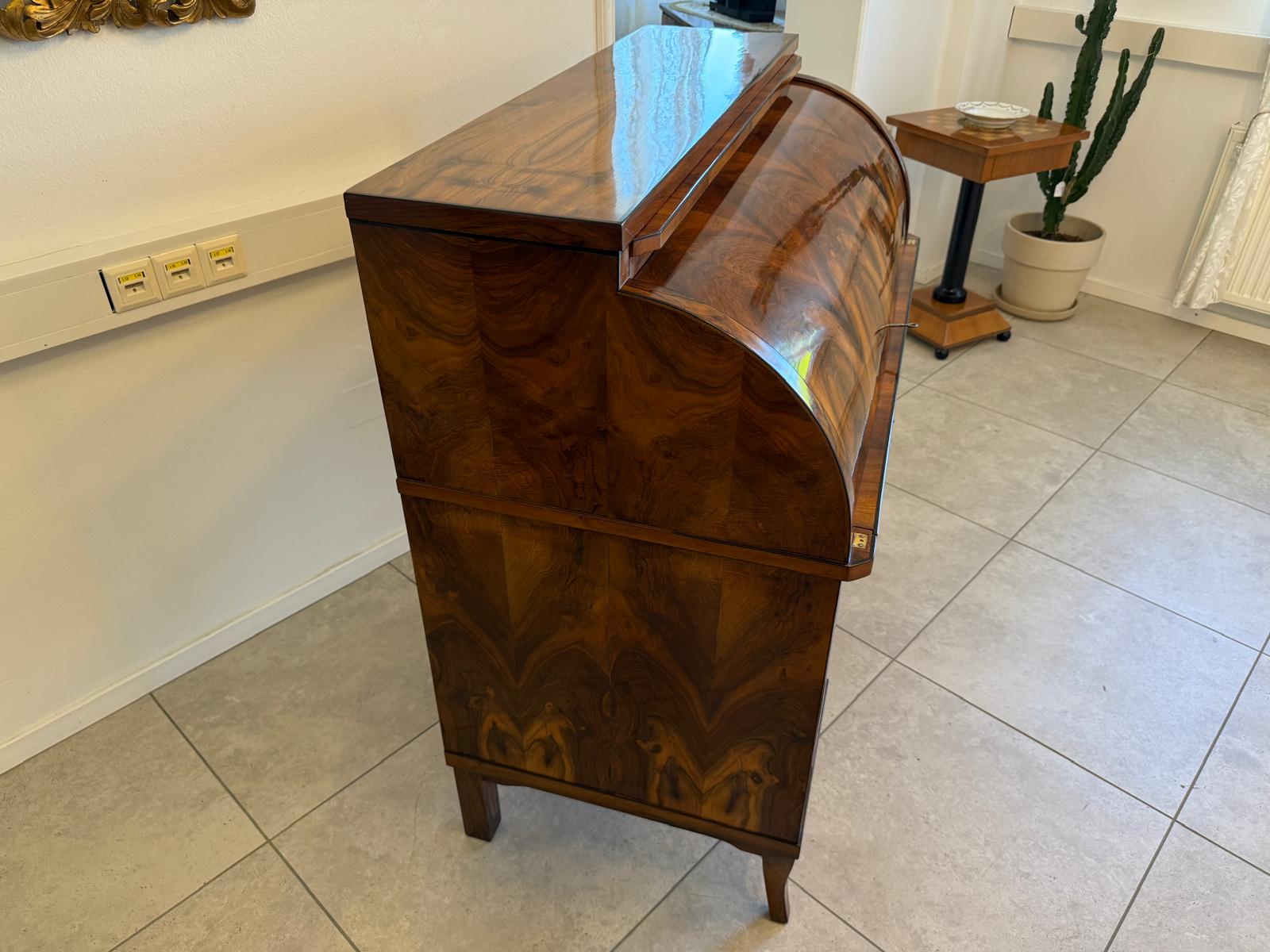 Sale Restaurierter Biedermeier Sekretär Schreibpult Nussholz G1968