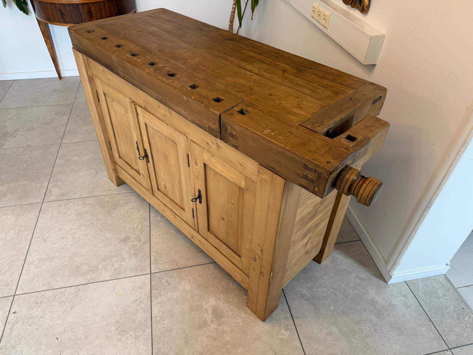 Urige Hobelbank Werkbank Pult Tresen Ladenschrank Antik G2253