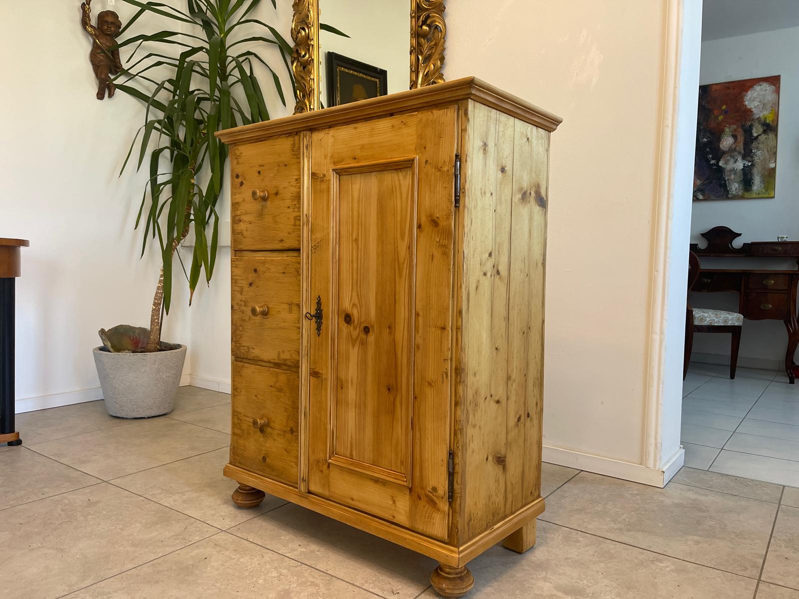 Biedermeier Brotschrank Almerschrank Speiskasten G1302