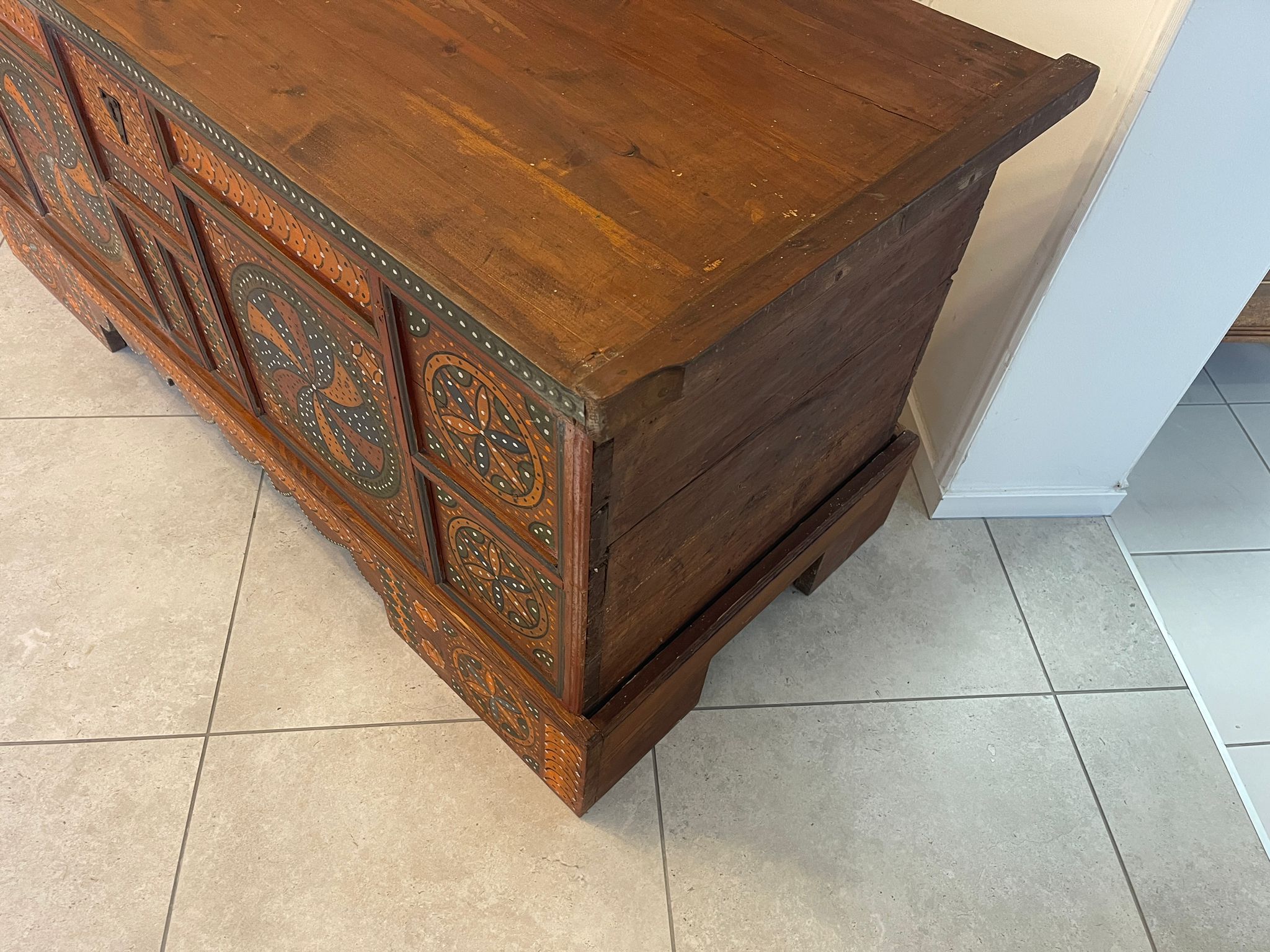 1cc2a5d9-565c-4822-8b74-d5677fc75ad3 Sale Alte Biedermeier Truhe Bauerntruhe Kastentruhe A5002