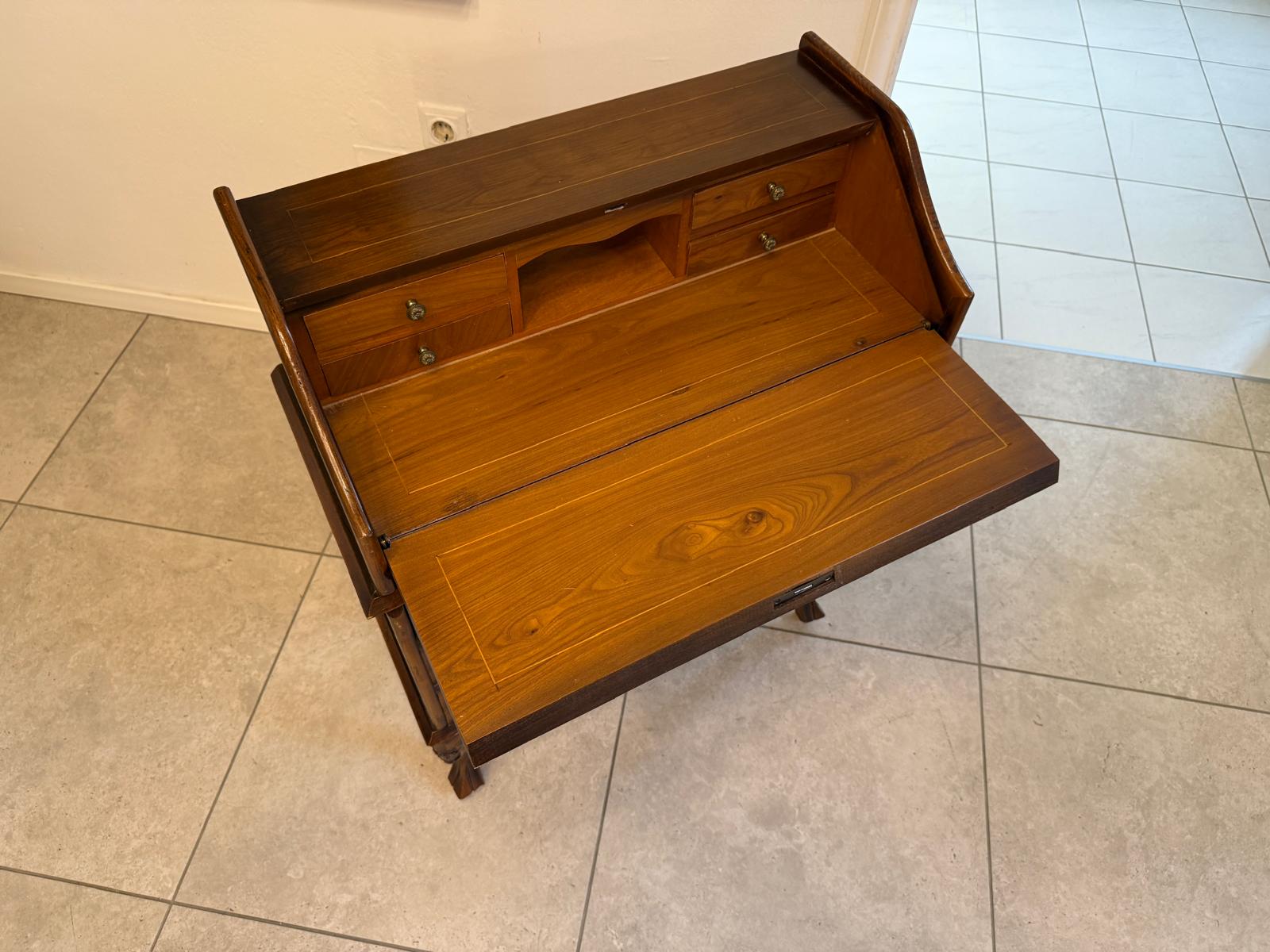 Zierlicher Barocker Sekretär Schreibtisch Wurzelholz G2310