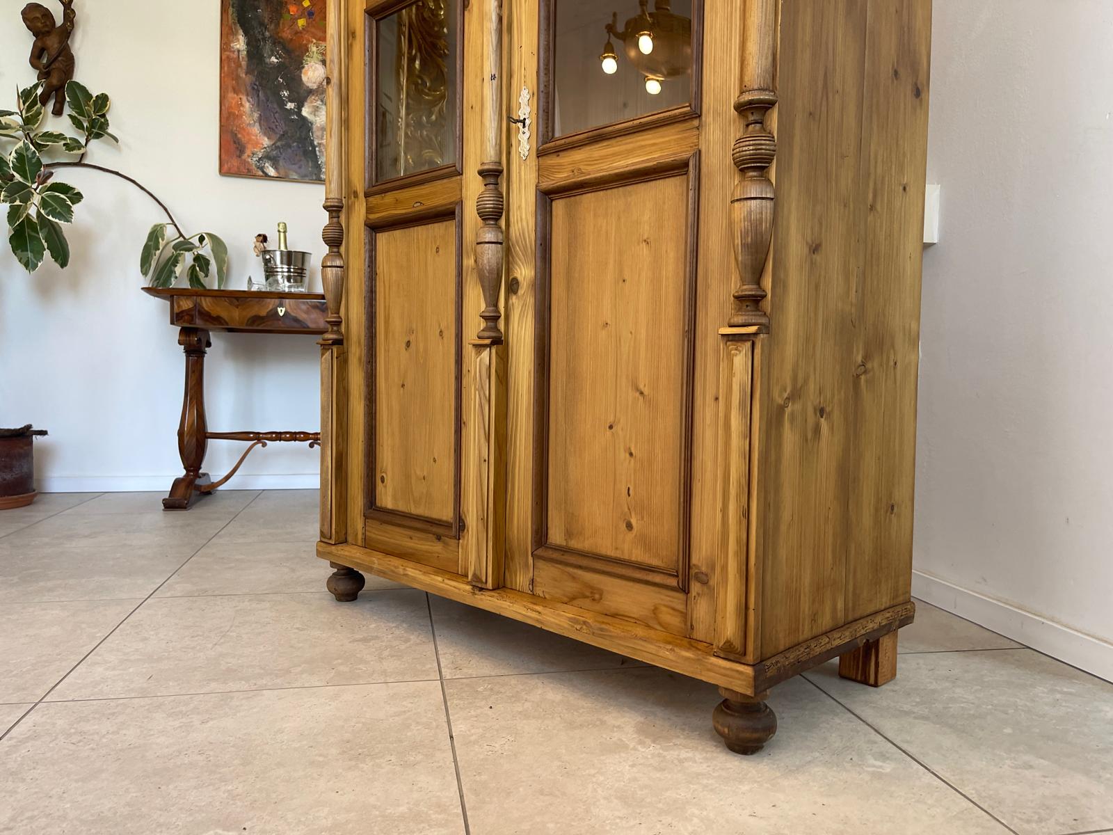 Traum Gründerzeit Kredenz Vitrine  Küchenkredenz Bauernmöbel G1704-1